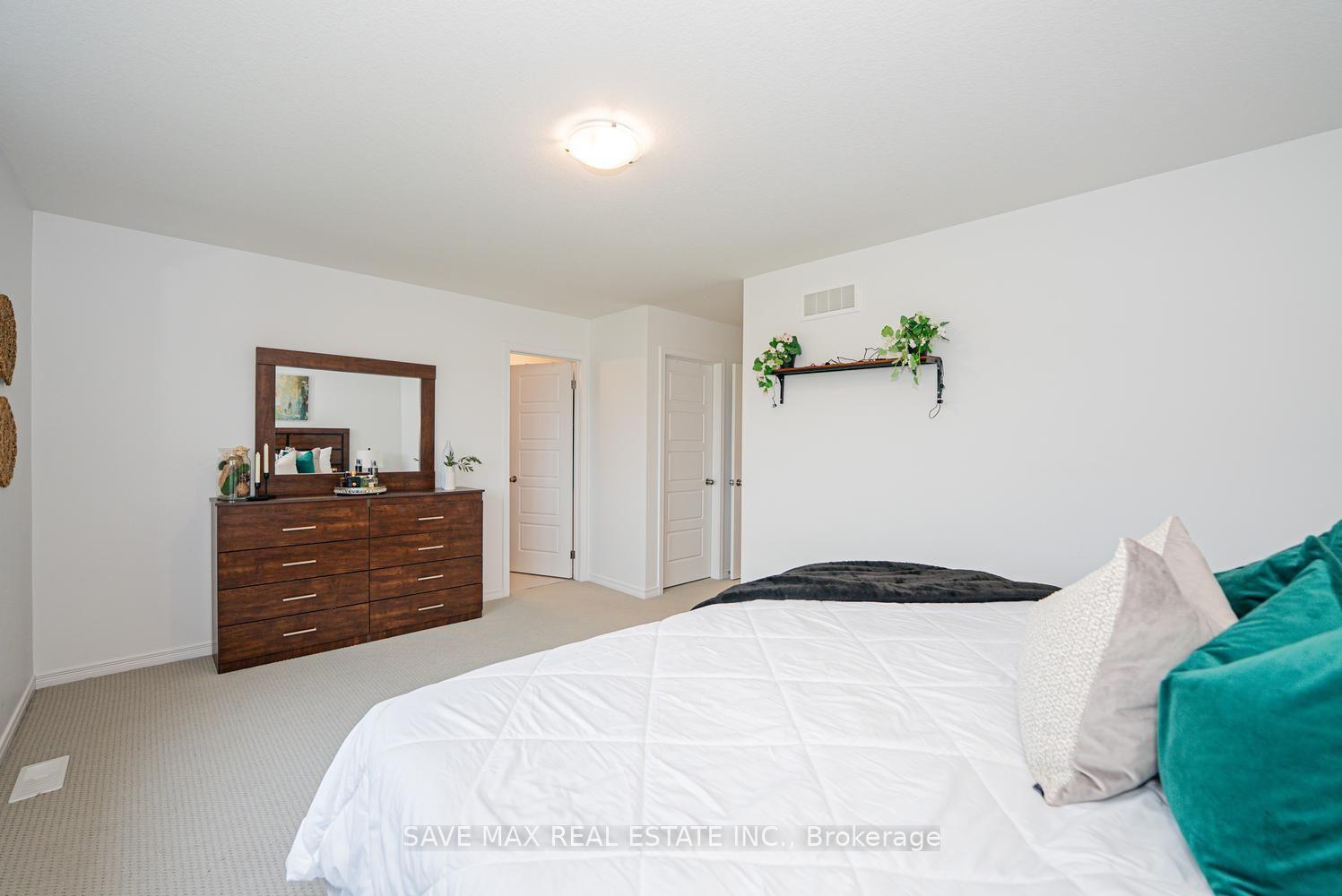 Photo 27 of 171 Freure Drive, Cambridge, Blair Road — HOMEH
