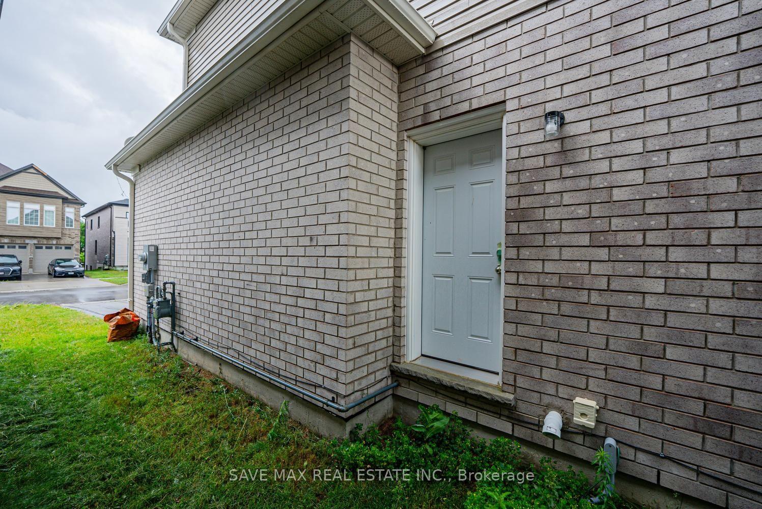 Photo 42 of 171 Freure Drive, Cambridge, Blair Road — HOMEH