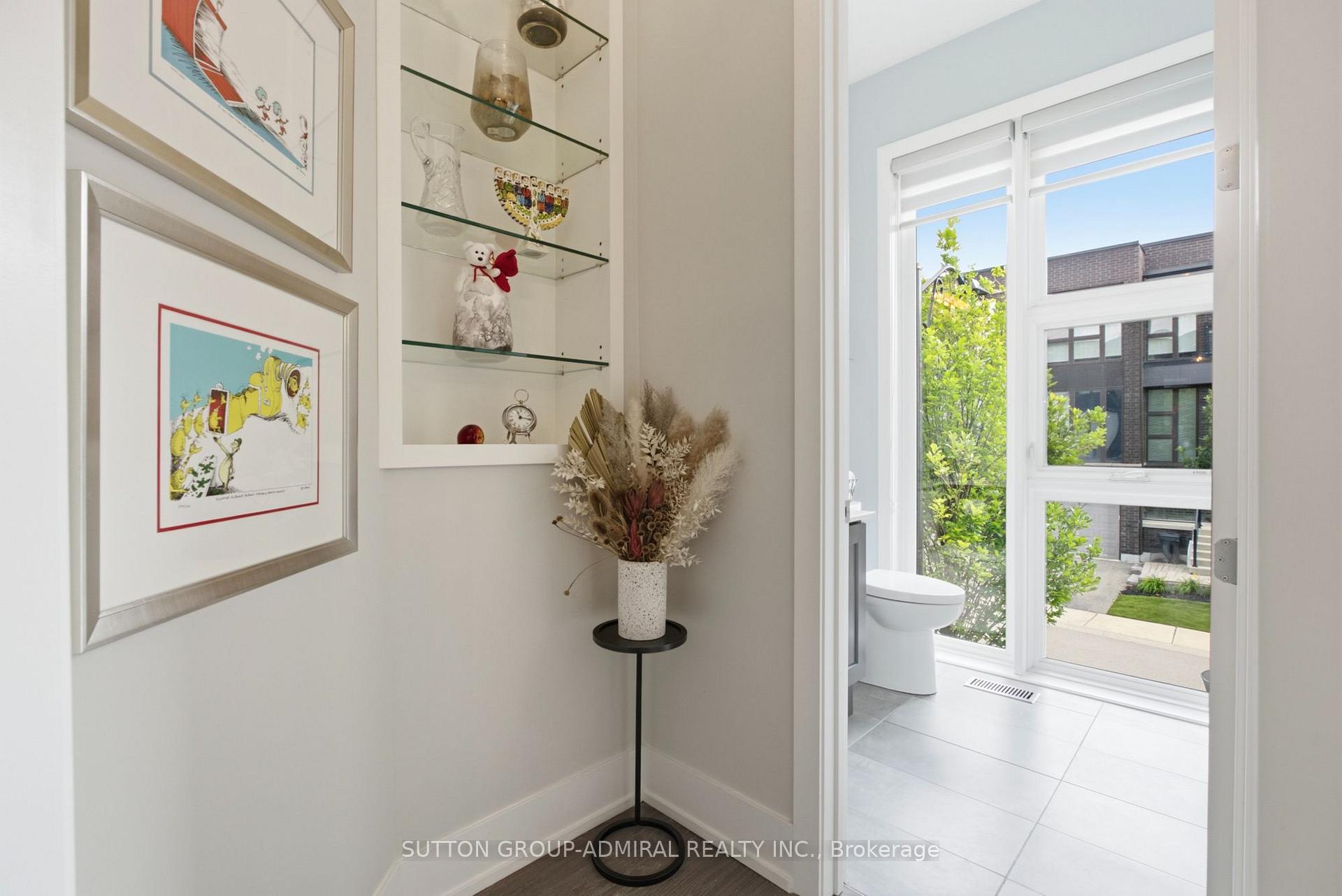 Photo 22 of 4 Sable Road, Vaughan, Patterson — HOMEH