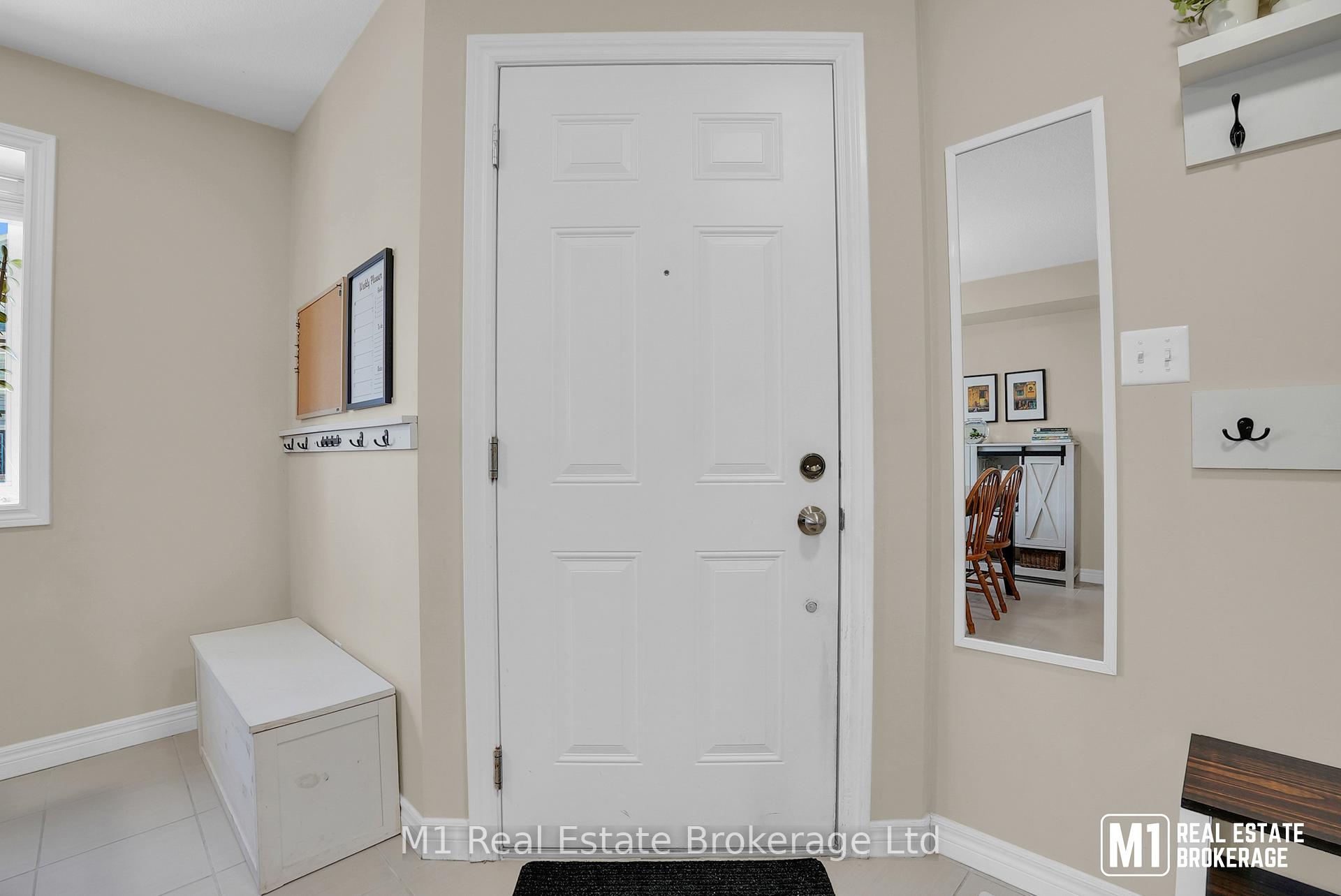 Photo 9 of Unit 46B, 15 Carere Crescent, Guelph, Victoria North — HOMEH