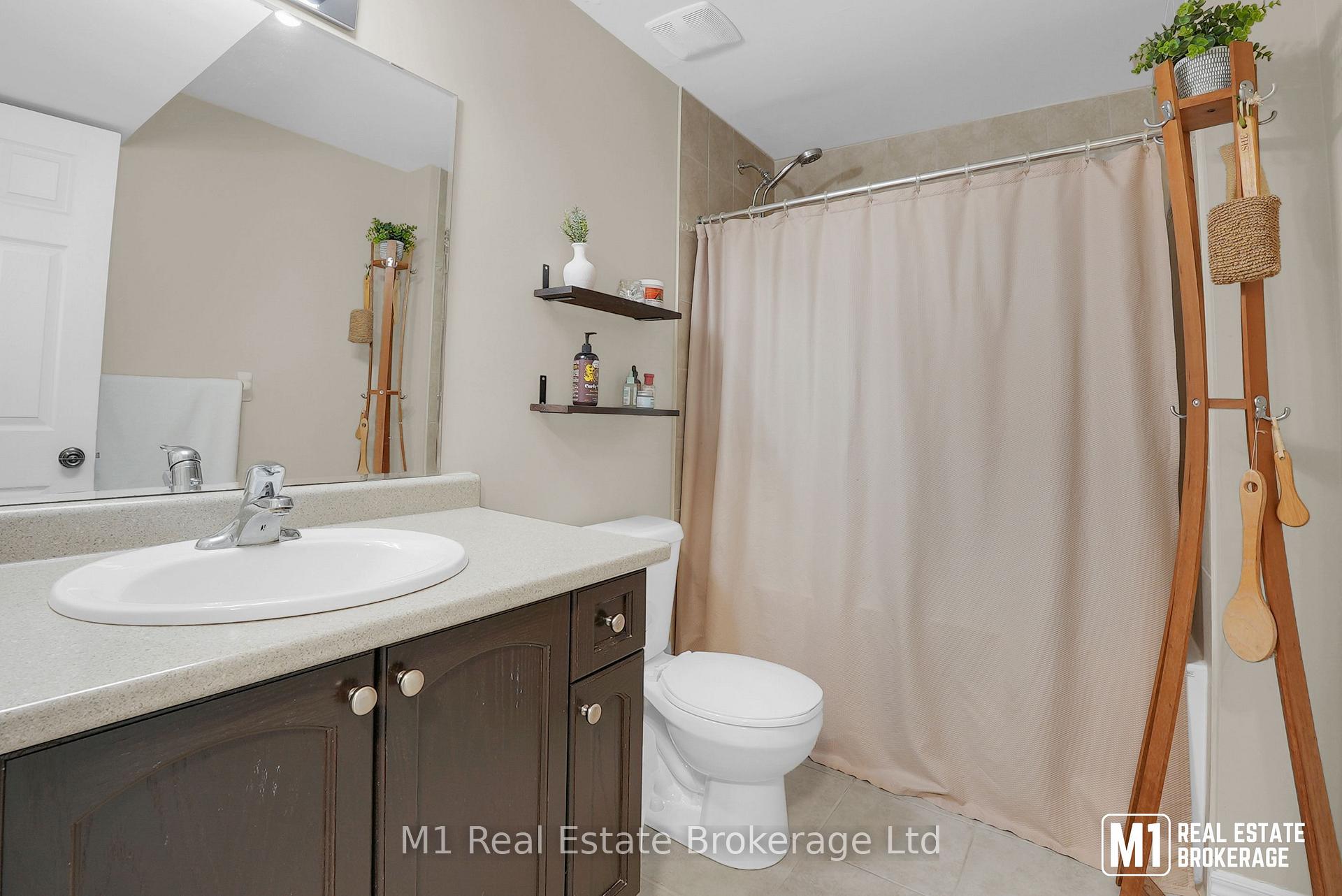 Photo 20 of Unit 46B, 15 Carere Crescent, Guelph, Victoria North — HOMEH