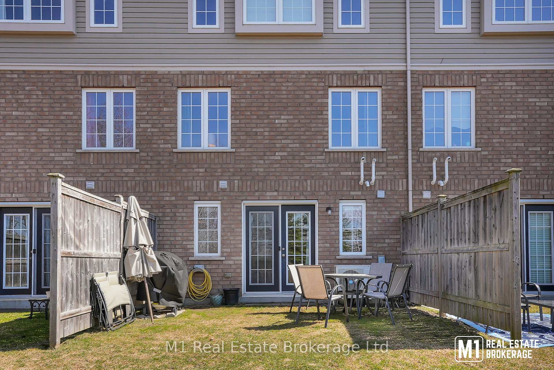 Photo 31 of Unit 46B, 15 Carere Crescent, Guelph, Victoria North — HOMEH