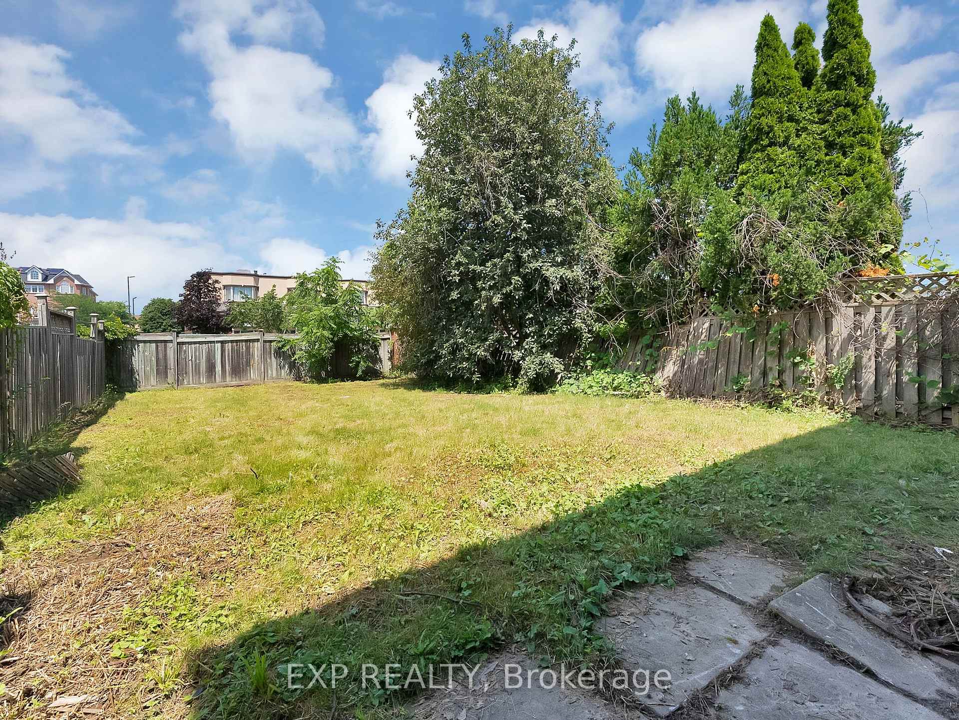 Photo 25 of 103 Chloe Crescent, Markham, Middlefield — HOMEH