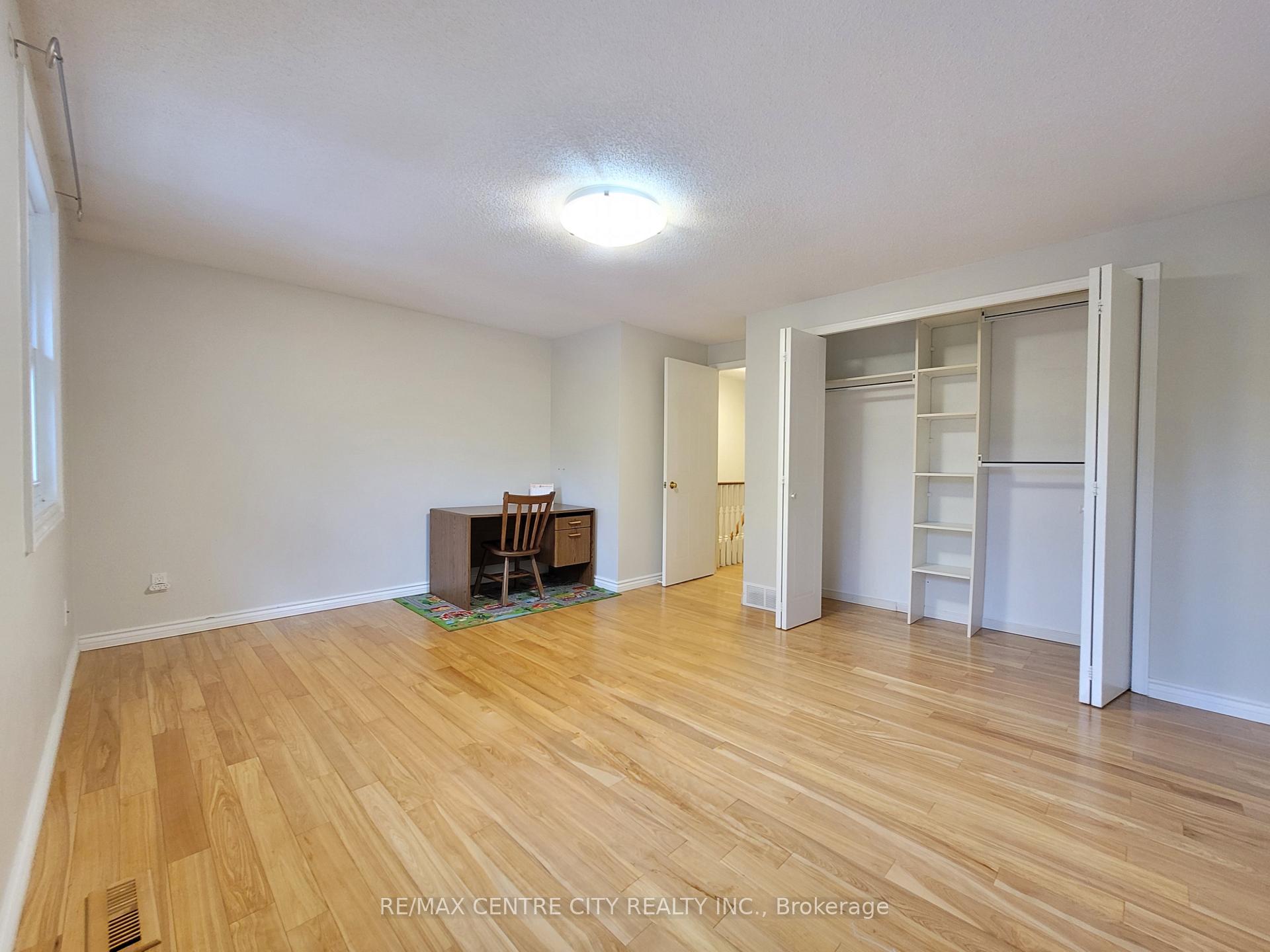 Photo 11 of 1247 Huron Street, London, East C — HOMEH
