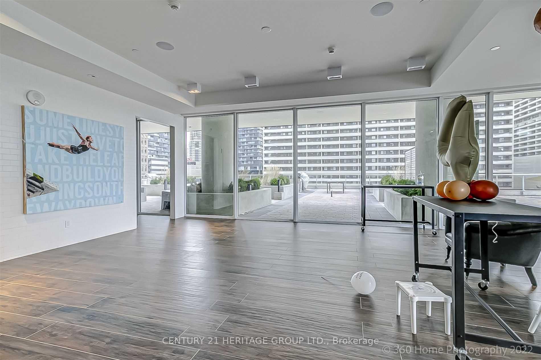 Photo 16 of Unit 1011, 33 Helendale Avenue, Toronto, Yonge-Eglinton — HOMEH