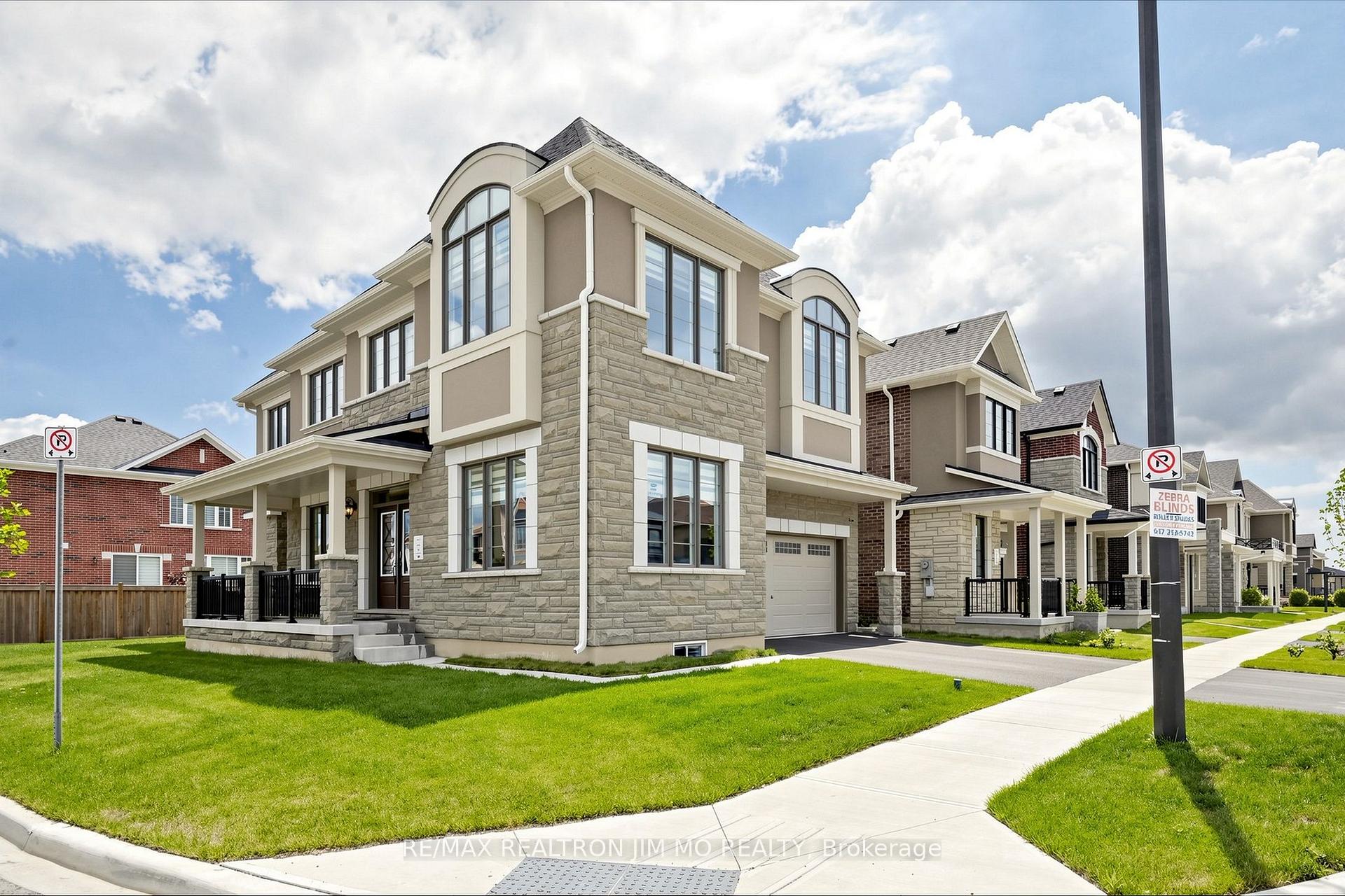 Photo 1 of 476 Kennedy Circle W, Milton, Cobban — HOMEH