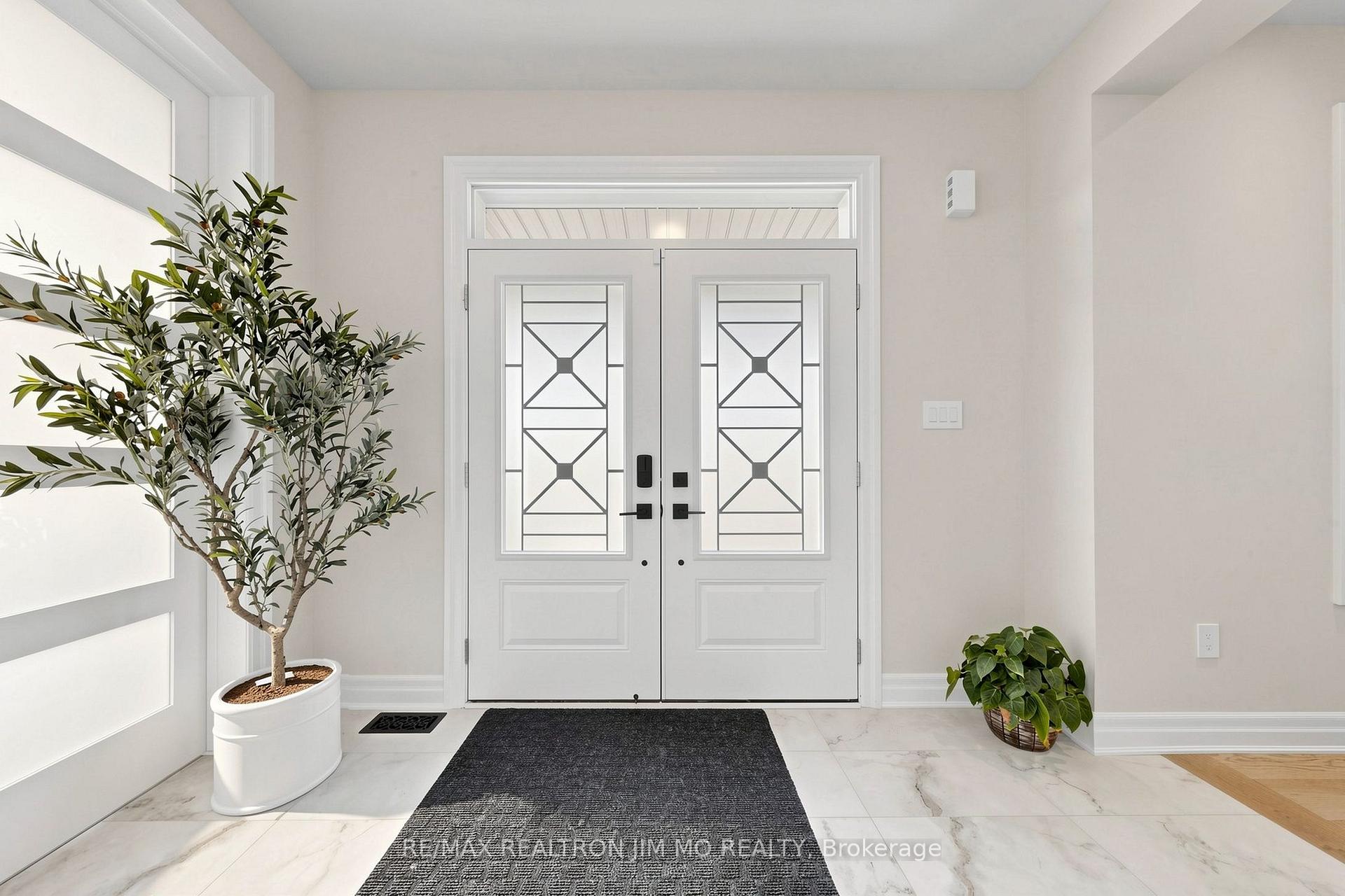 Photo 17 of 476 Kennedy Circle W, Milton, Cobban — HOMEH