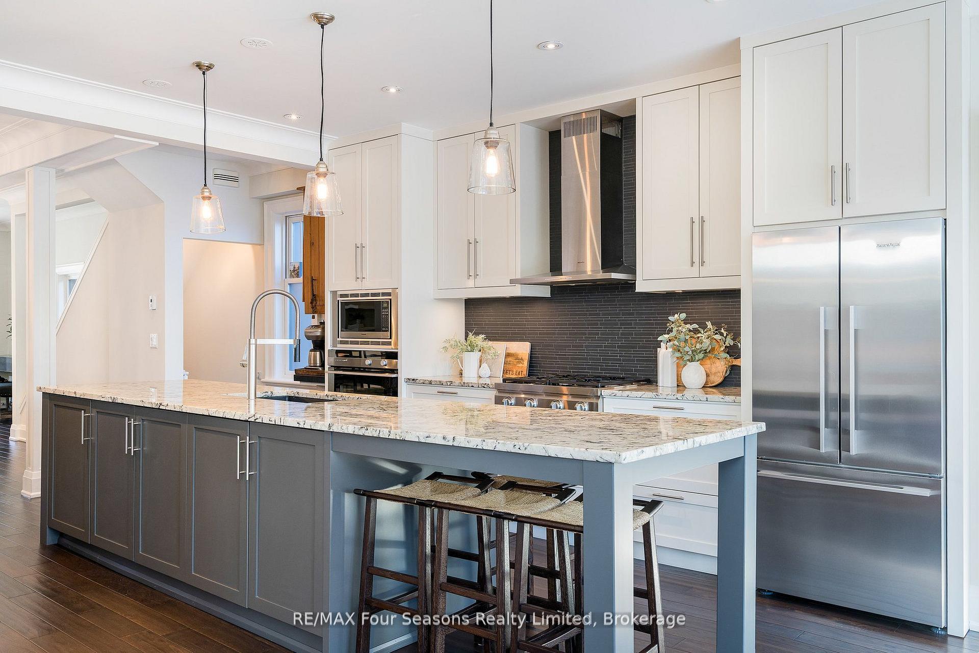 Photo 20 of 213 Birch Street, Collingwood — HOMEH