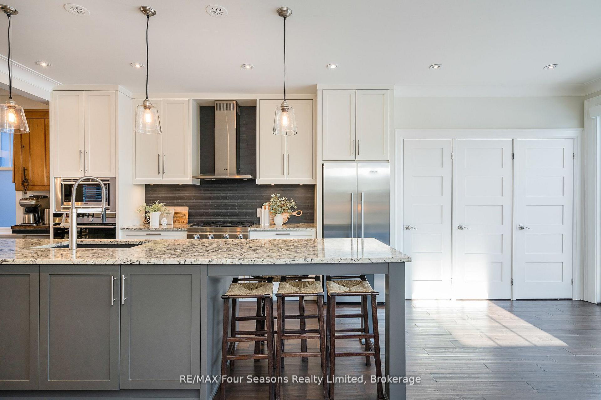 Photo 21 of 213 Birch Street, Collingwood — HOMEH