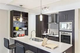 Front of Unit 5100-5102, 9 Harbour Street