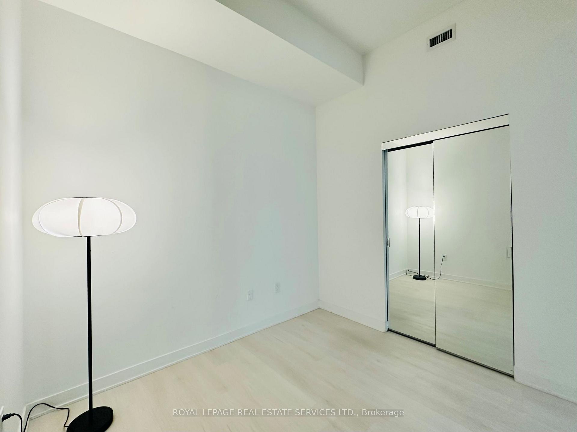 Photo 10 of Unit 323, 3900 Confederation Parkway, Mississauga, City Centre — HOMEH