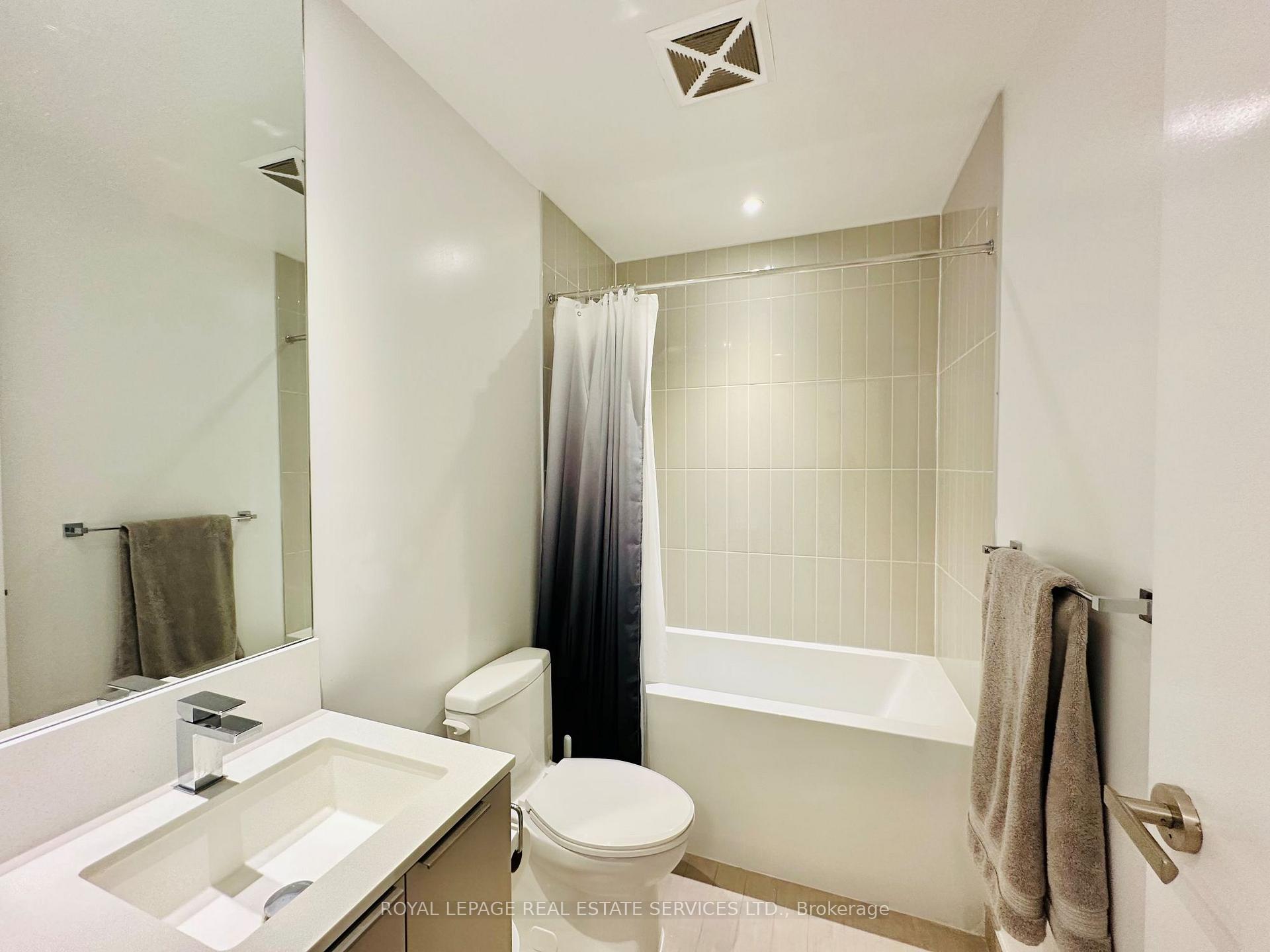 Photo 12 of Unit 323, 3900 Confederation Parkway, Mississauga, City Centre — HOMEH