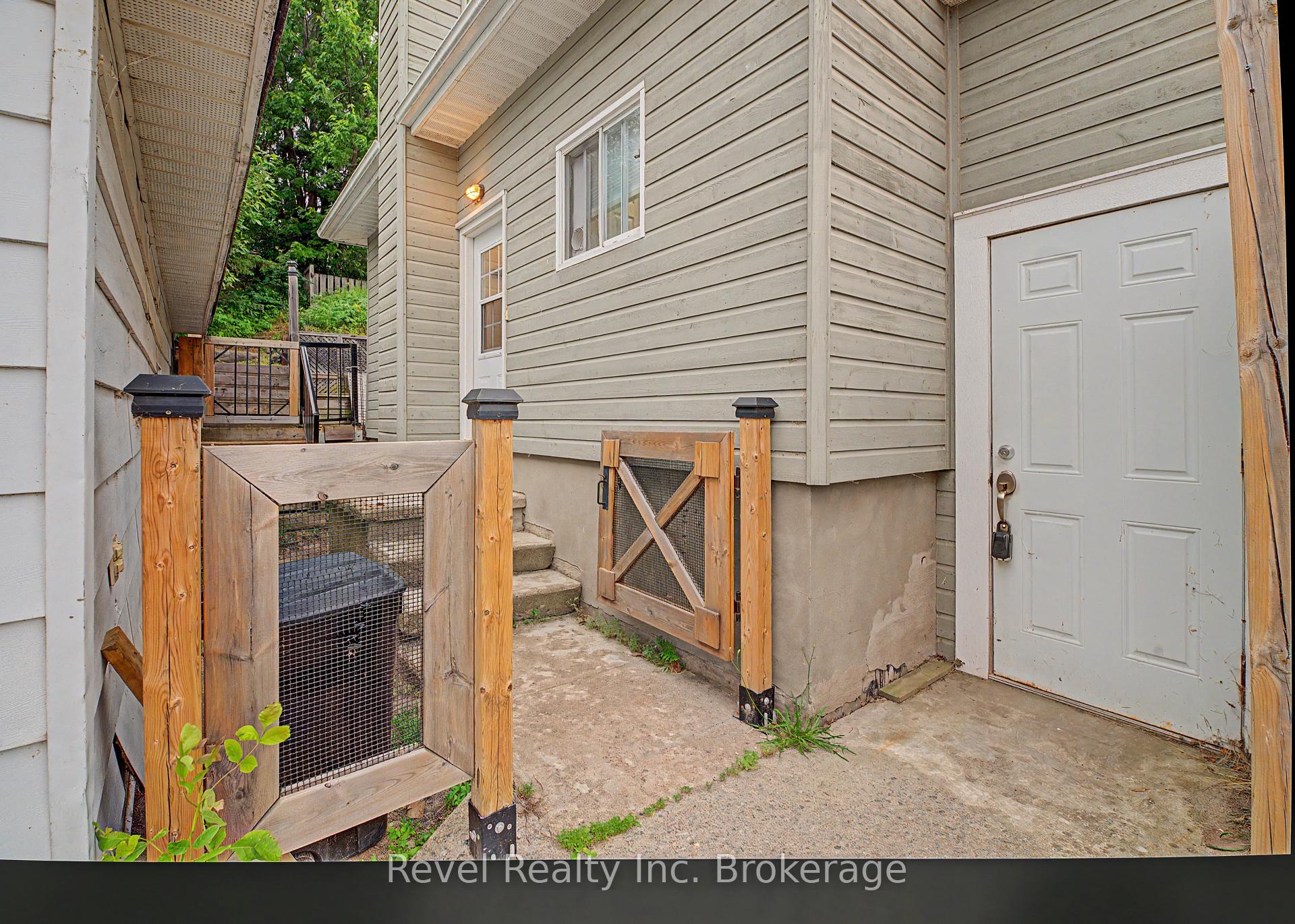 Photo 3 of 148 Main Street S, Callander — HOMEH