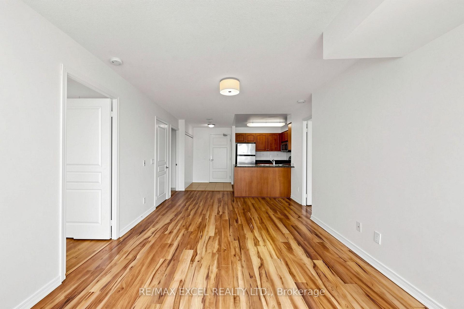 Photo 11 of Unit 508, 350 Red Maple Road, Richmond Hill, Langstaff — HOMEH