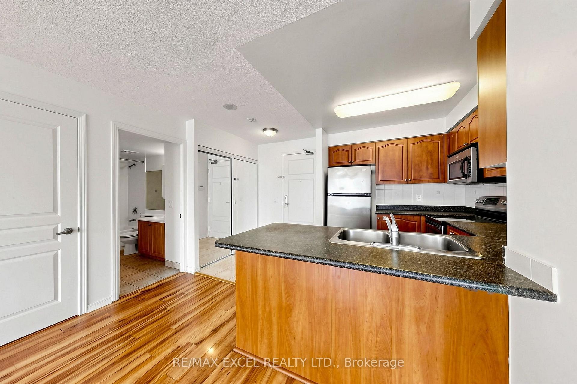 Photo 15 of Unit 508, 350 Red Maple Road, Richmond Hill, Langstaff — HOMEH