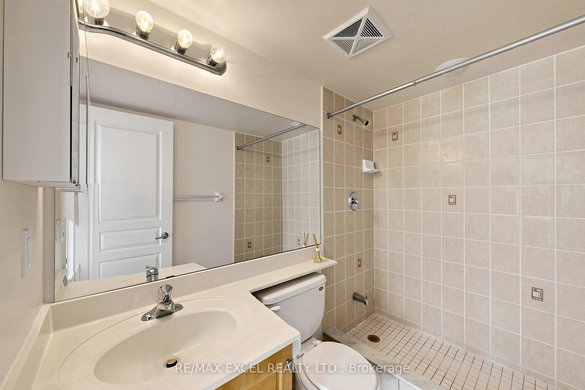 Photo 21 of Unit 508, 350 Red Maple Road, Richmond Hill, Langstaff — HOMEH
