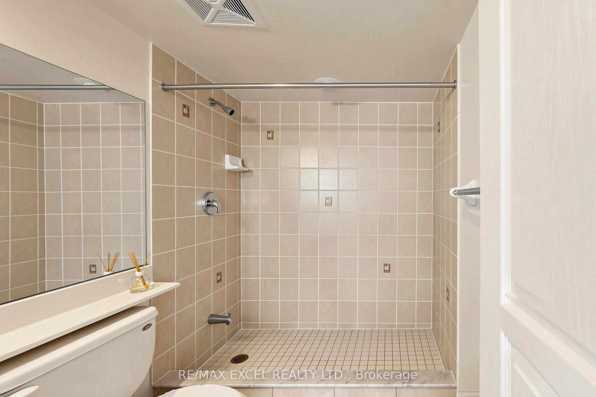 Photo 22 of Unit 508, 350 Red Maple Road, Richmond Hill, Langstaff — HOMEH