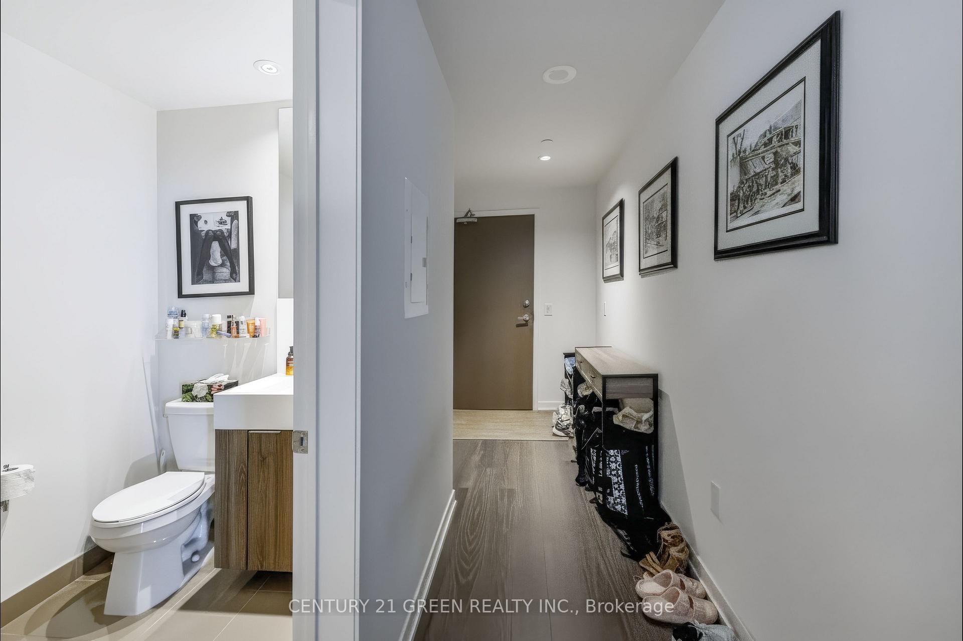 Front of Unit 2105, 15 Lower Jarvis Street