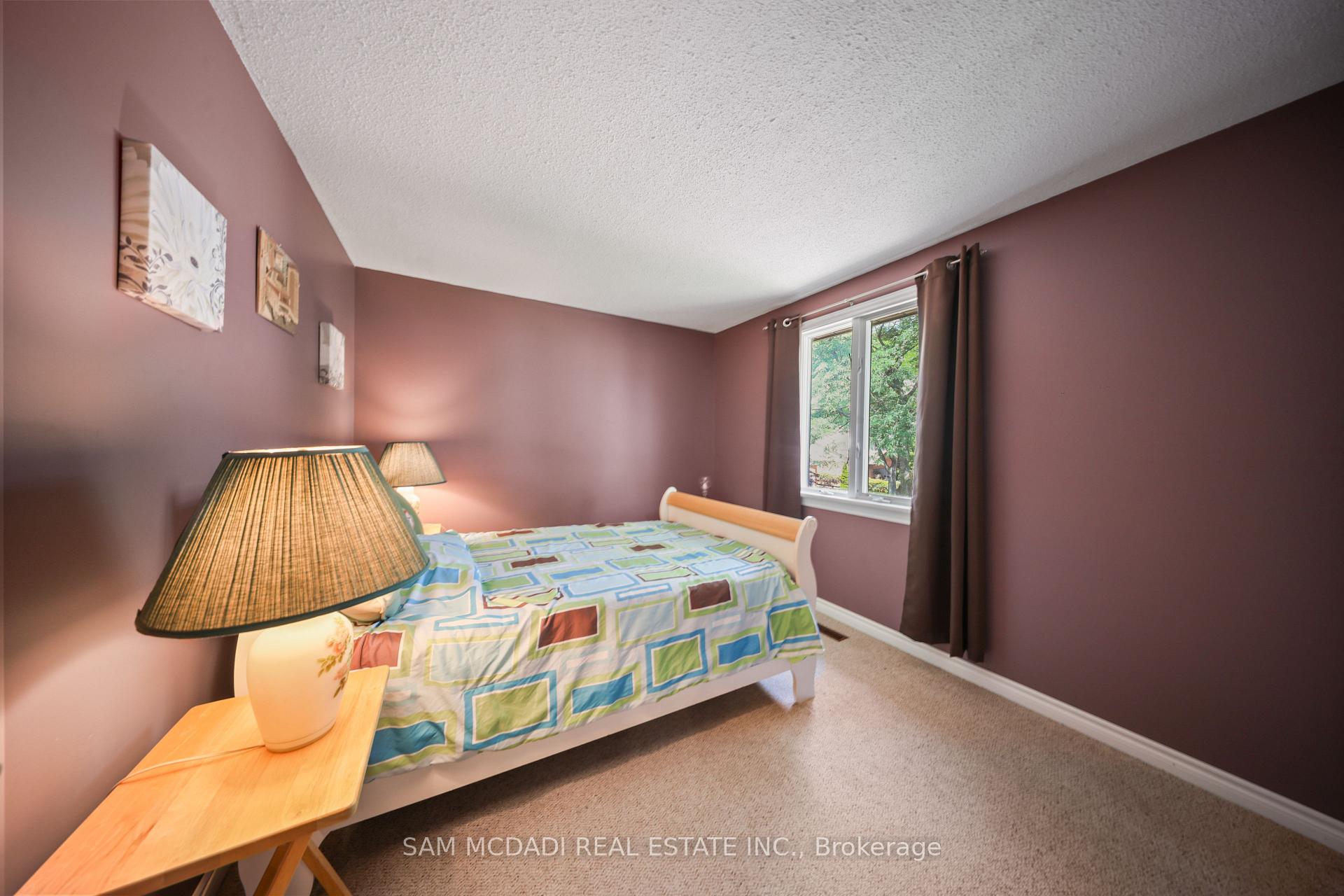 Photo 20 of 8 Nomad Court, Grimsby, Grimsby Beach — HOMEH