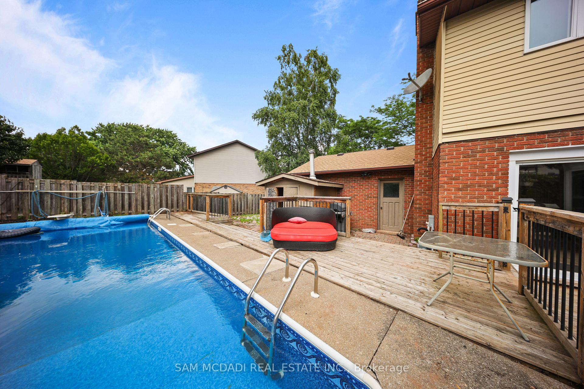 Photo 37 of 8 Nomad Court, Grimsby, Grimsby Beach — HOMEH
