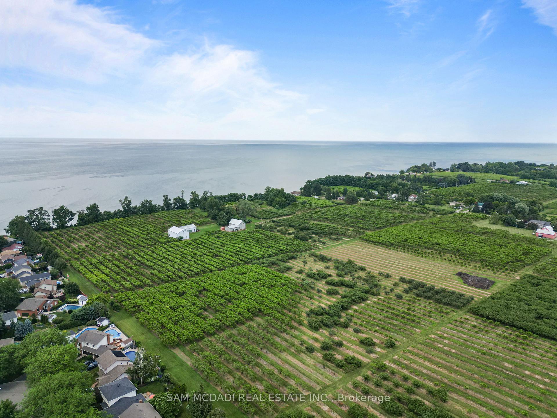 Photo 38 of 8 Nomad Court, Grimsby, Grimsby Beach — HOMEH