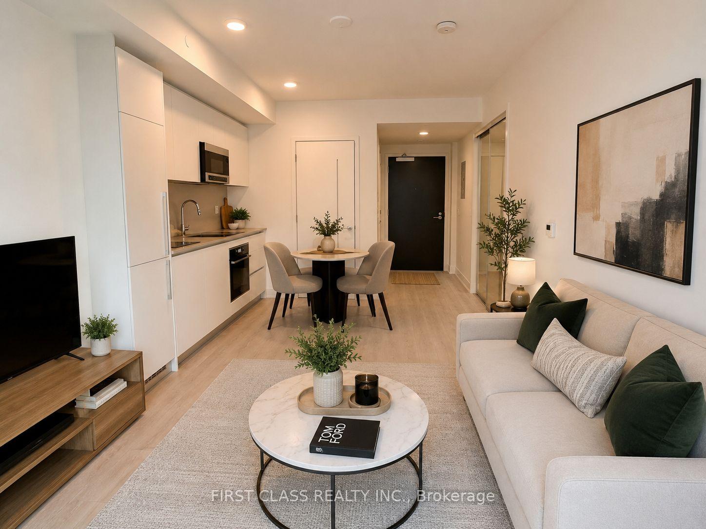 Photo 4 of Unit 3604, 8 Cumberland Street, Toronto, The Annex — HOMEH