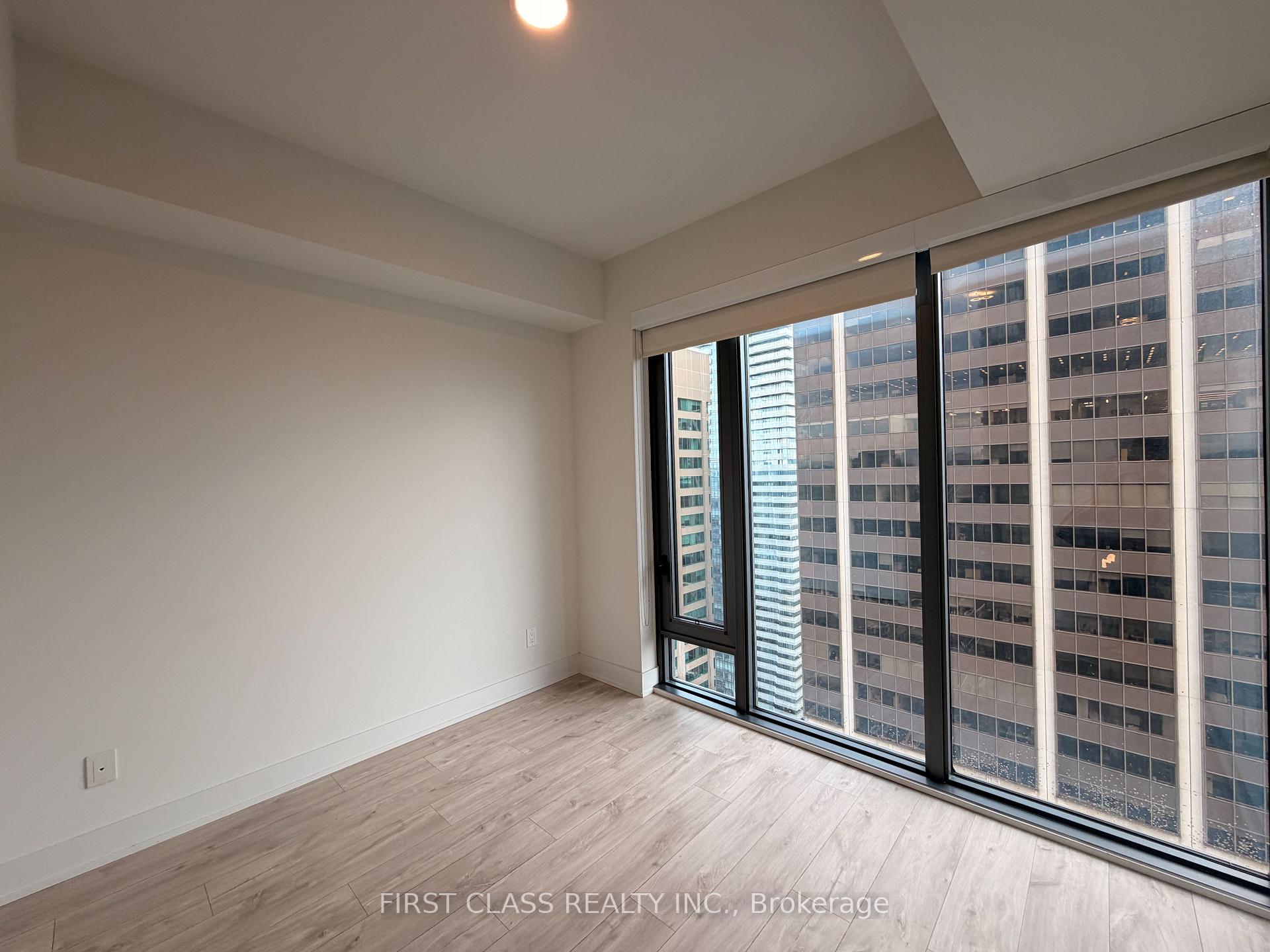 Photo 12 of Unit 3604, 8 Cumberland Street, Toronto, The Annex — HOMEH