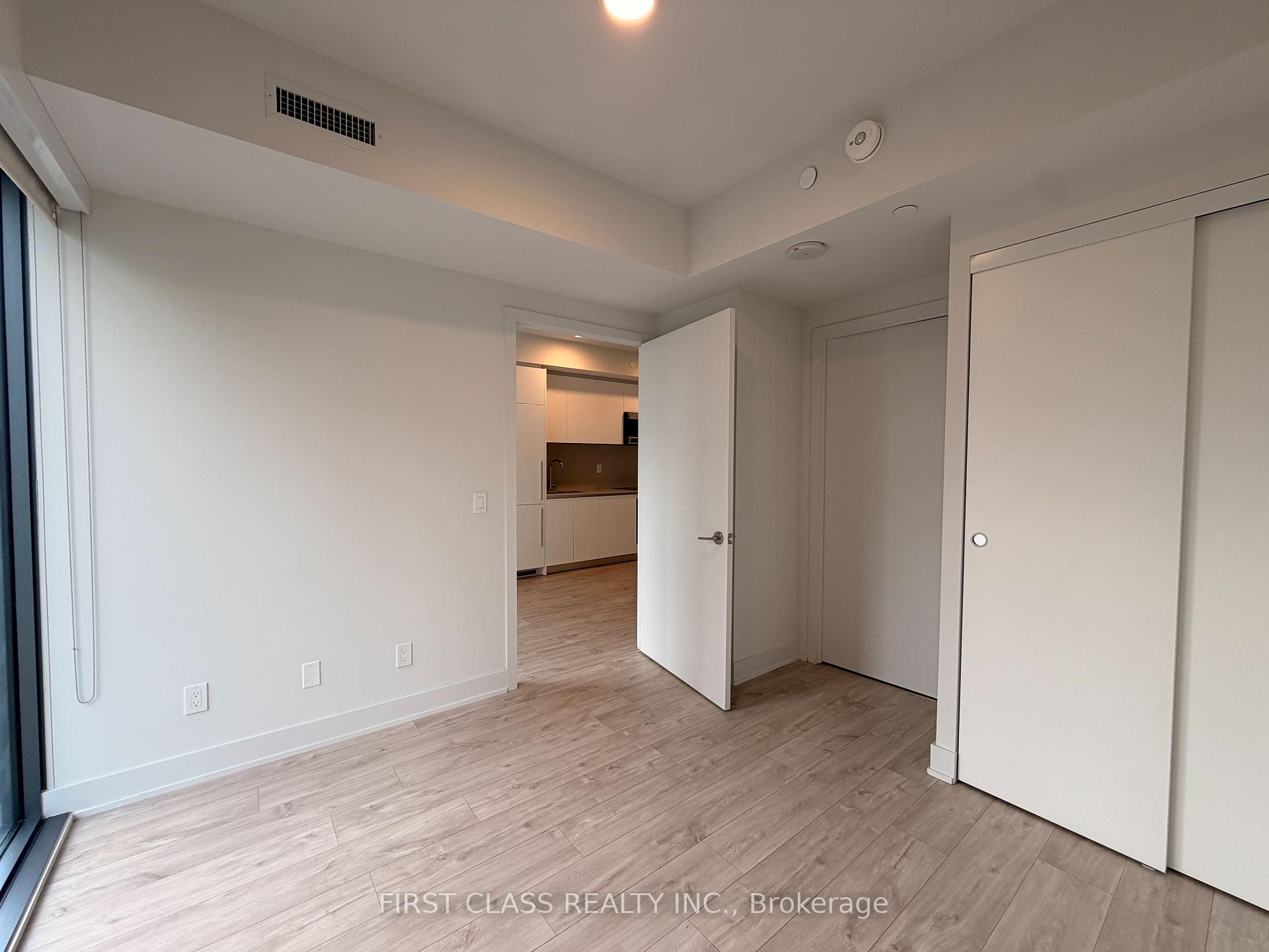 Photo 14 of Unit 3604, 8 Cumberland Street, Toronto, The Annex — HOMEH