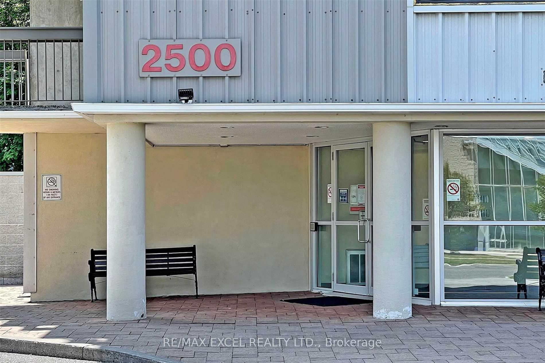Photo 7 of Unit 907, 2500 Bridletowne Circle, Scarborough, L'Amoreaux — HOMEH