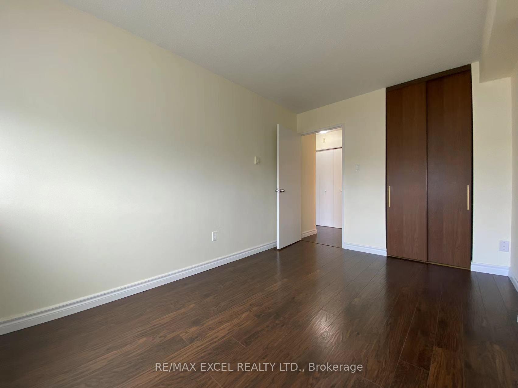 Photo 32 of Unit 907, 2500 Bridletowne Circle, Scarborough, L'Amoreaux — HOMEH