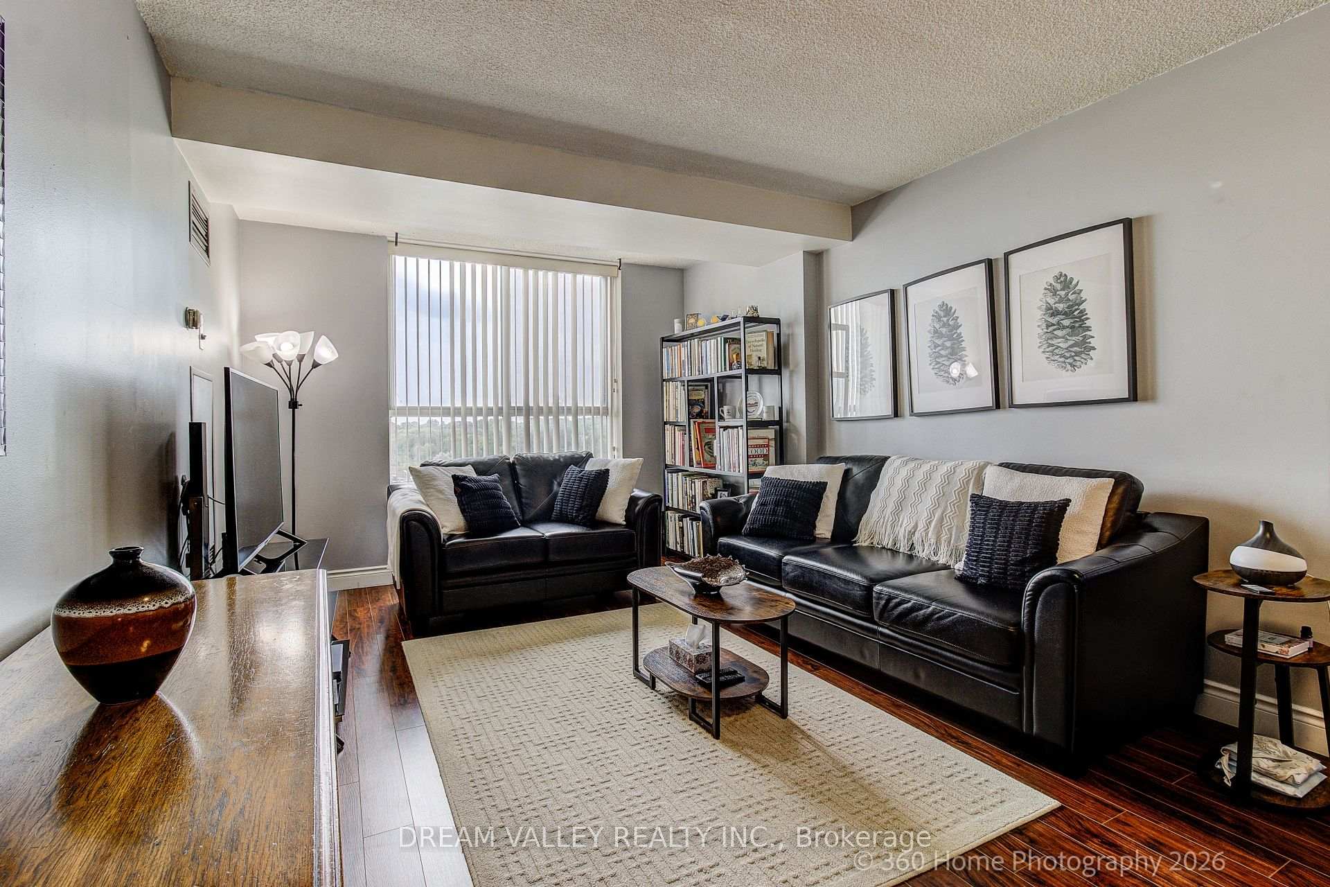 Photo 4 of Unit 811, 330 Mccowan Road, Scarborough, Eglinton East — HOMEH