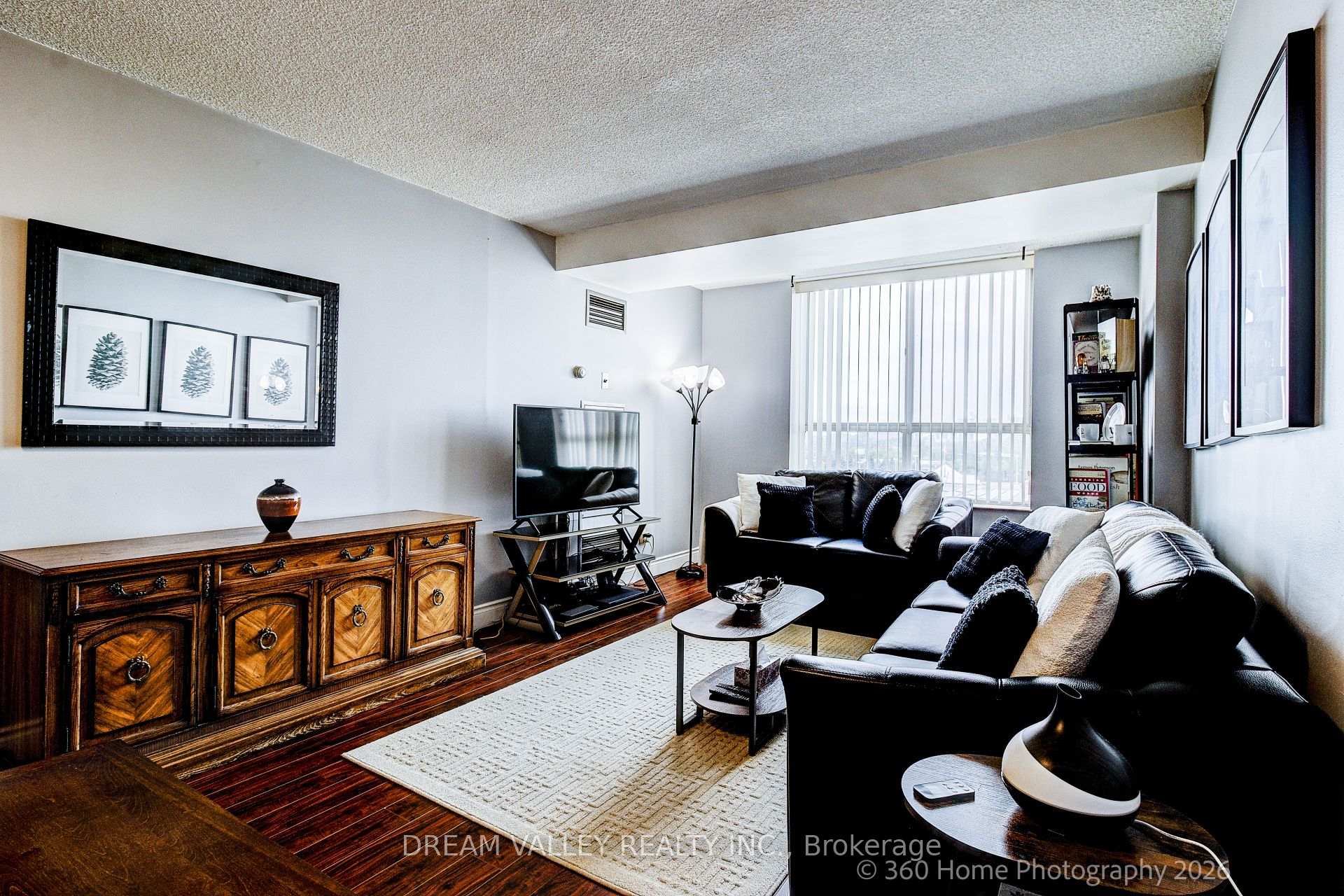 Photo 5 of Unit 811, 330 Mccowan Road, Scarborough, Eglinton East — HOMEH