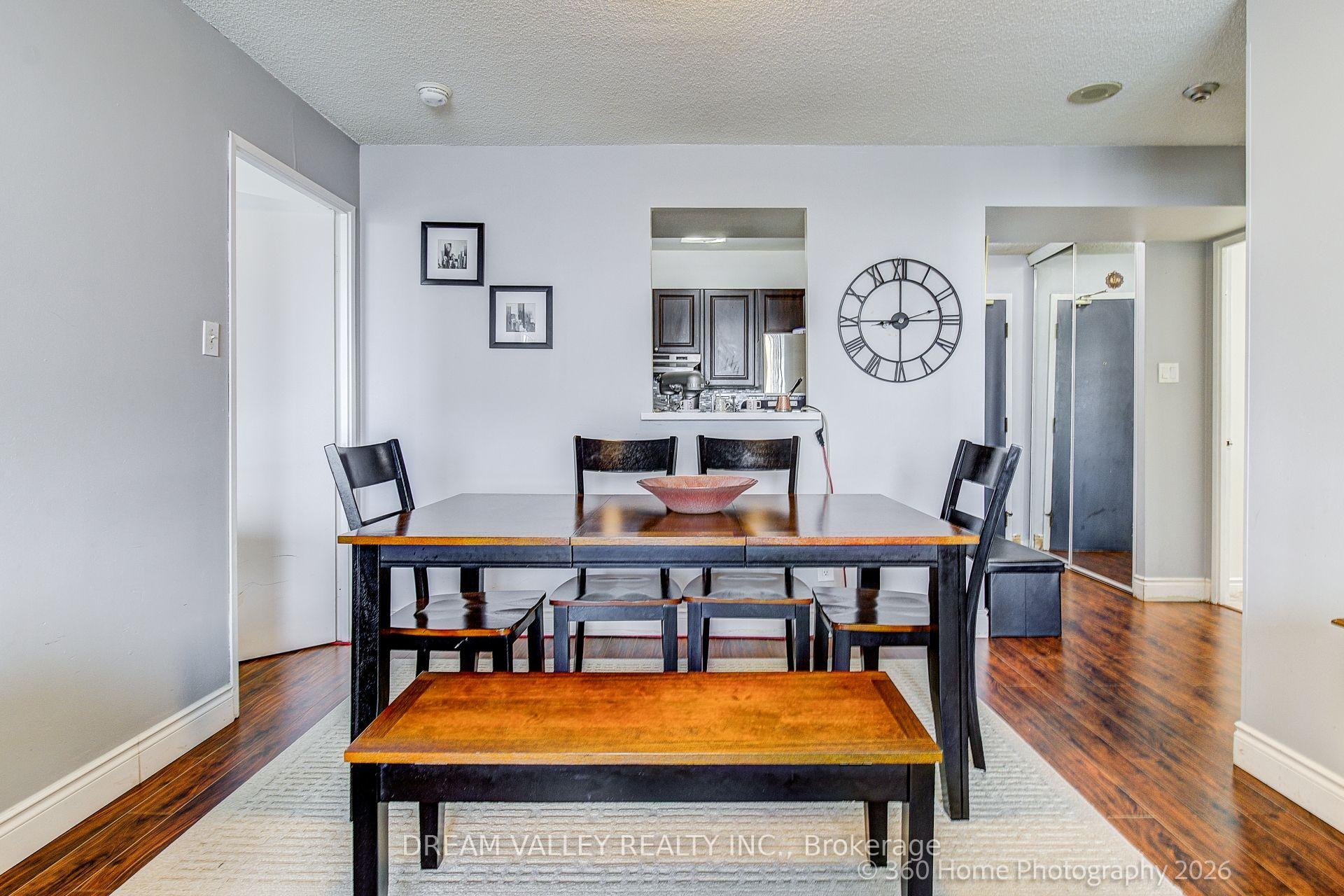 Photo 7 of Unit 811, 330 Mccowan Road, Scarborough, Eglinton East — HOMEH