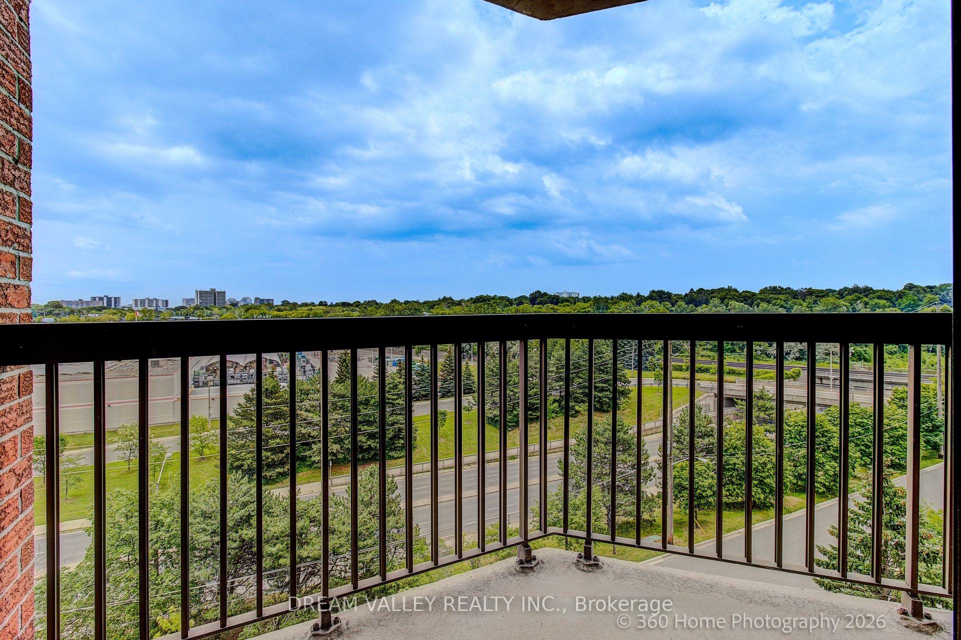 Photo 27 of Unit 811, 330 Mccowan Road, Scarborough, Eglinton East — HOMEH