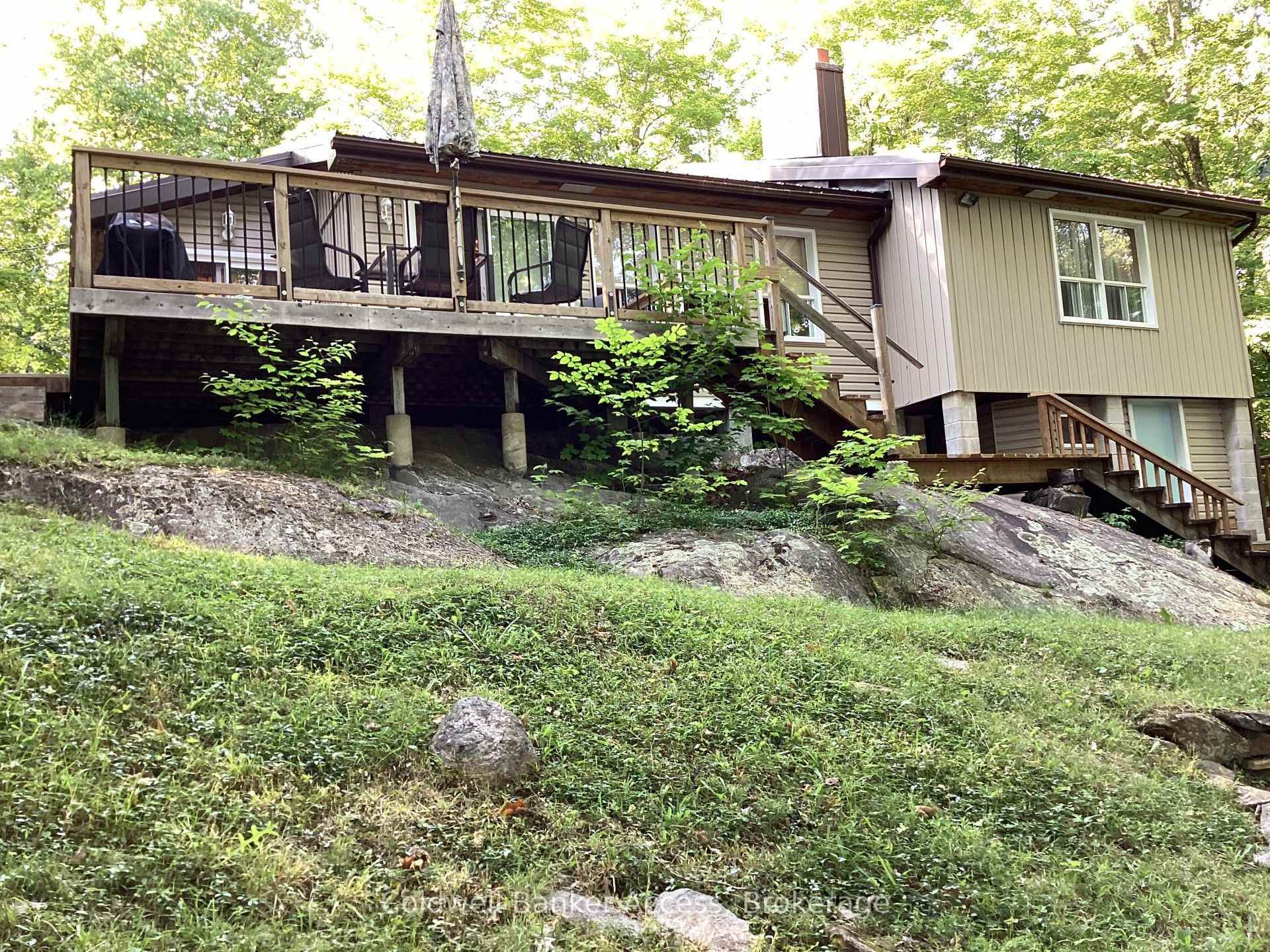 Photo 3 of 27 Earl's Road, The Archipelago, Archipelago South — HOMEH