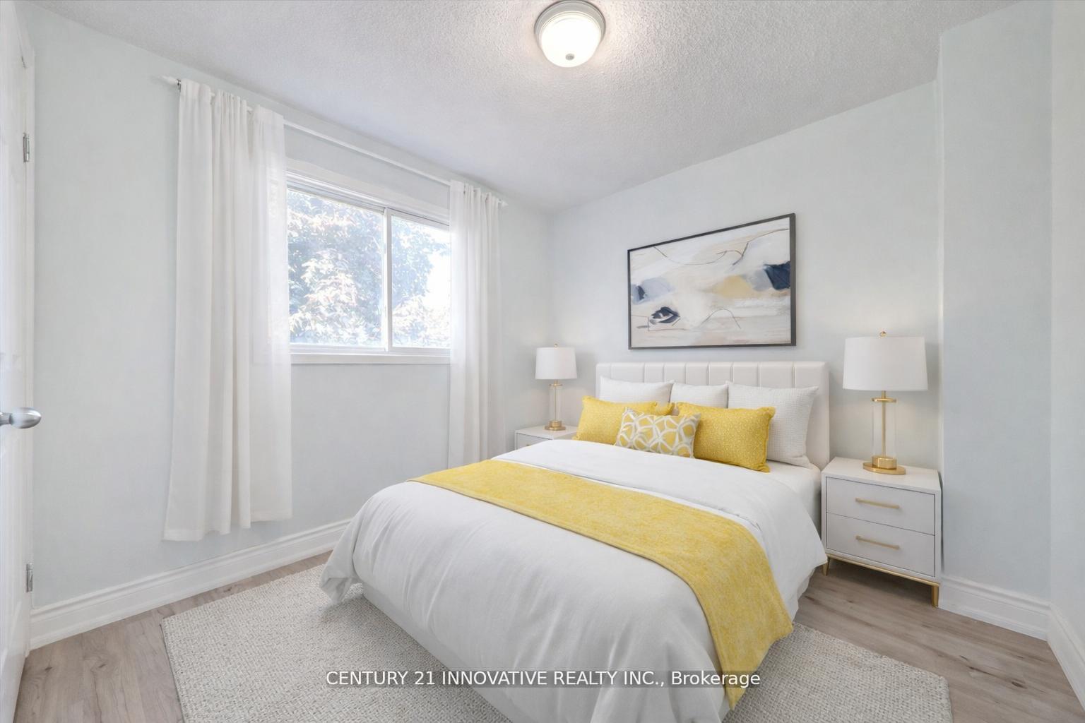 Photo 20 of 23 Northgate Boulevard, Brampton, Westgate — HOMEH