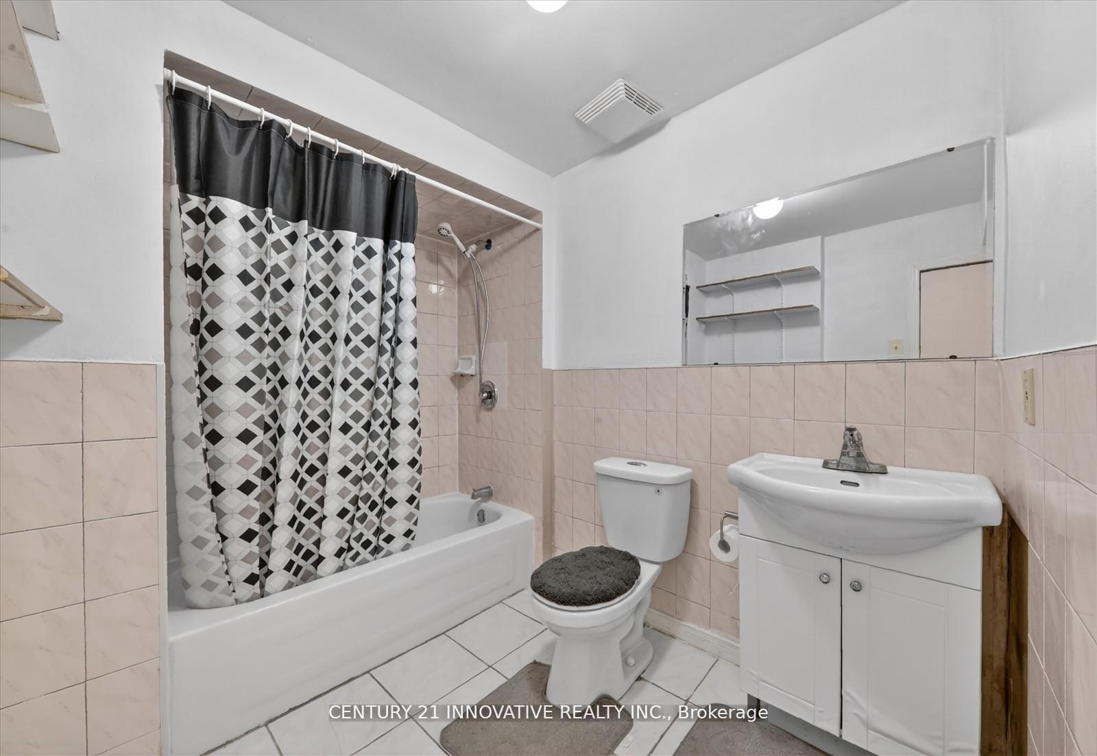 Photo 36 of 23 Northgate Boulevard, Brampton, Westgate — HOMEH