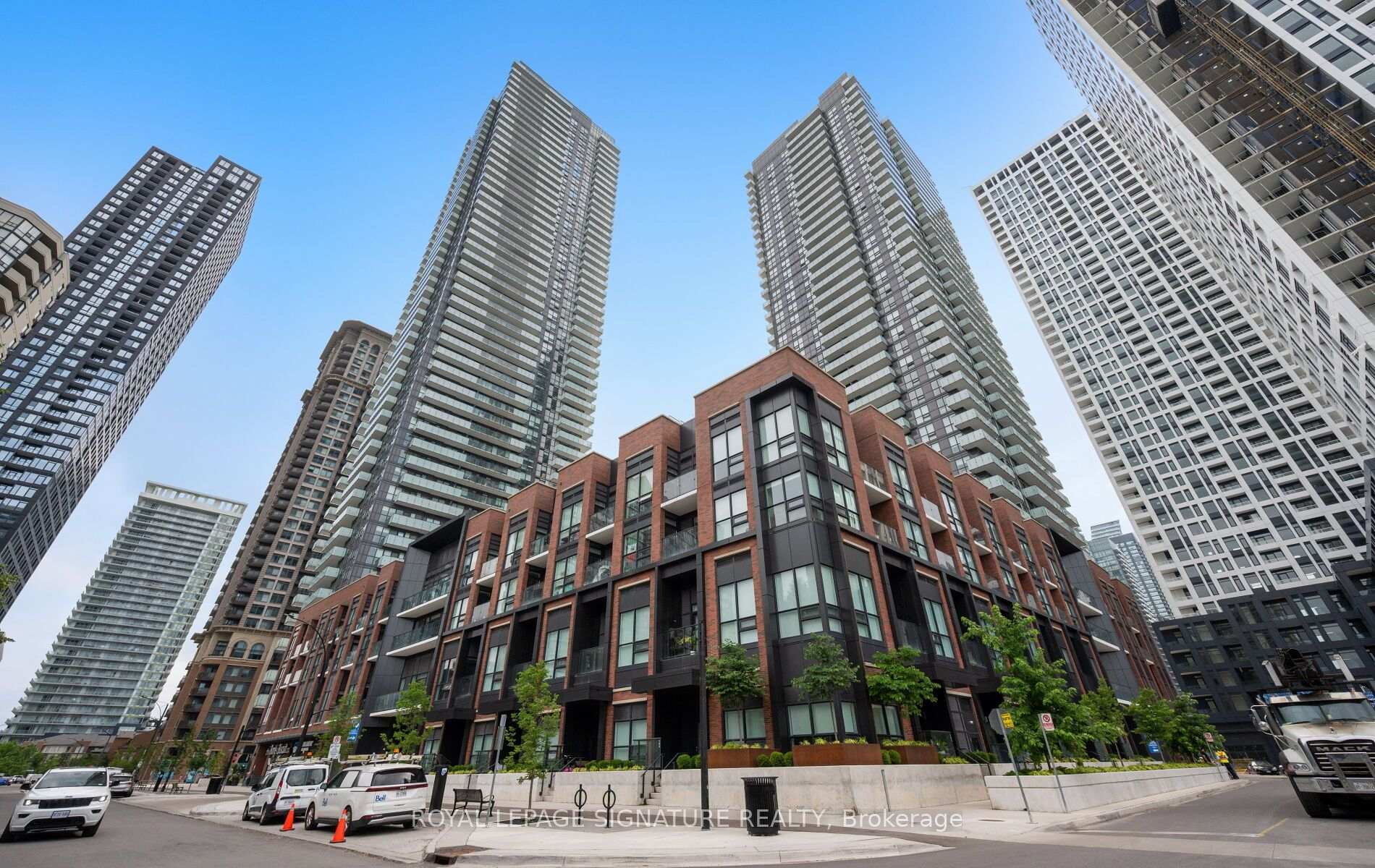 Photo 1 of Unit 301, 4130 Parkside Village Drive, Mississauga, City Centre — HOMEH
