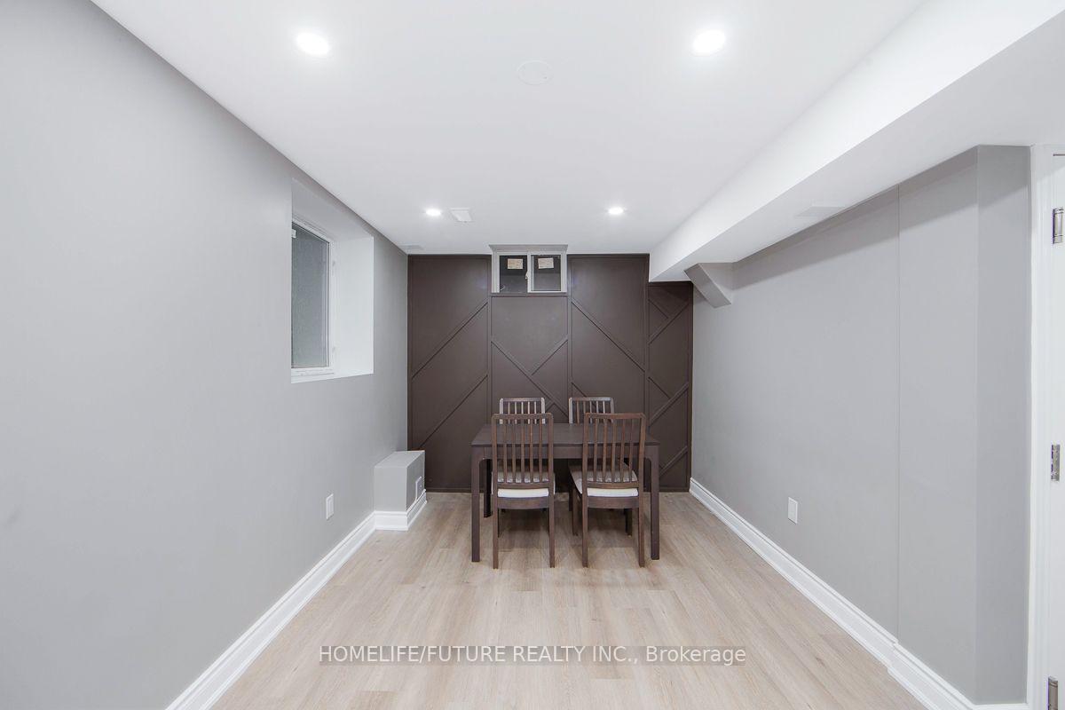 Photo 7 of Unit Bsmt, 230 Ellis Crescent, Milton, Dempsey — HOMEH