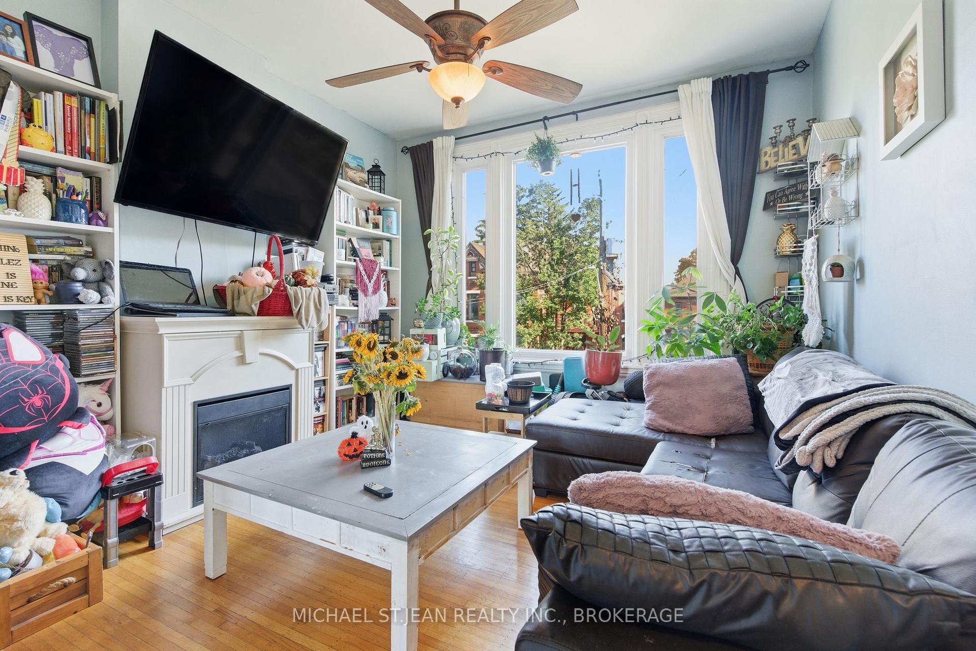Photo 7 of 30 Ontario Avenue, Hamilton, Stinson — HOMEH