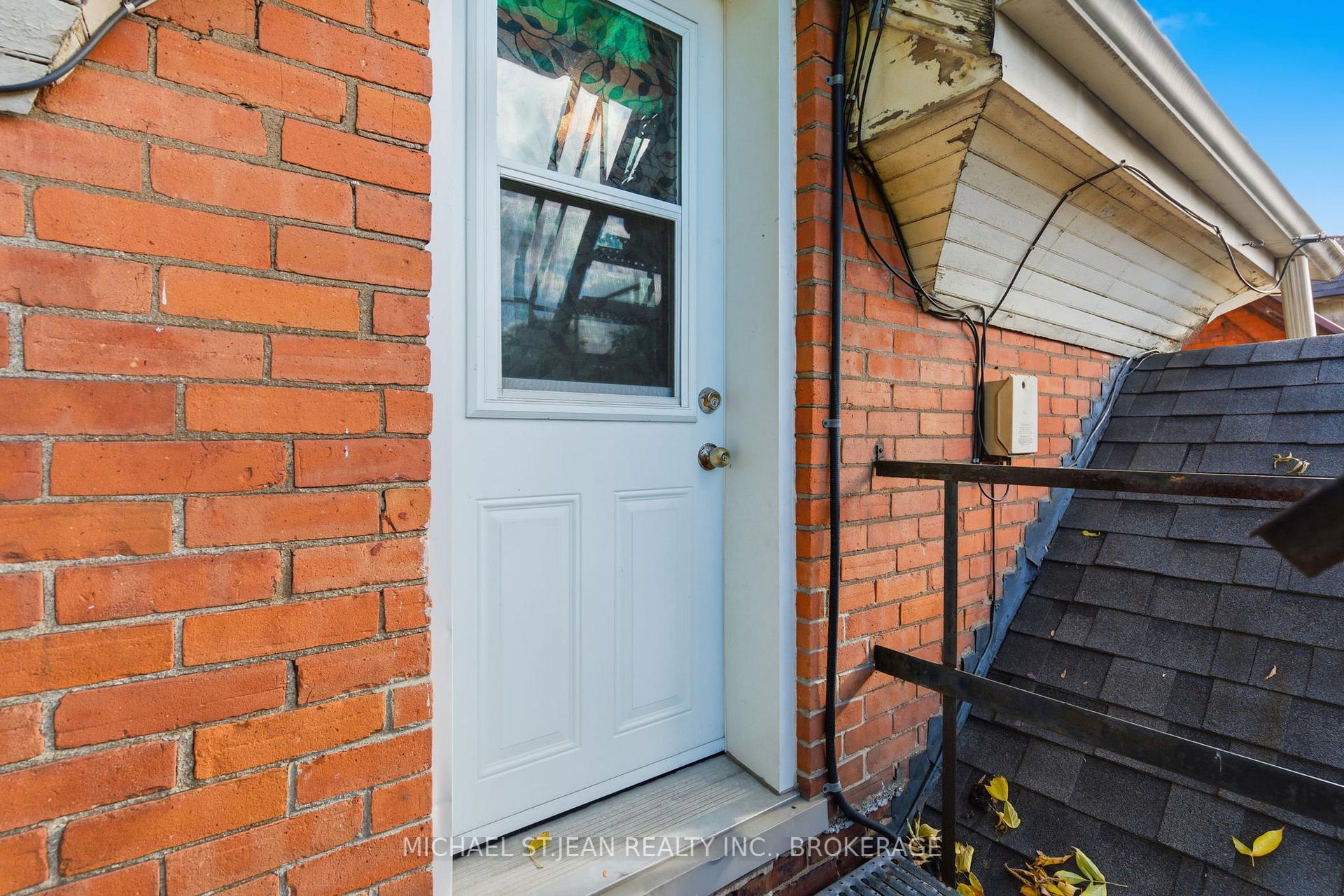 Photo 18 of 30 Ontario Avenue, Hamilton, Stinson — HOMEH