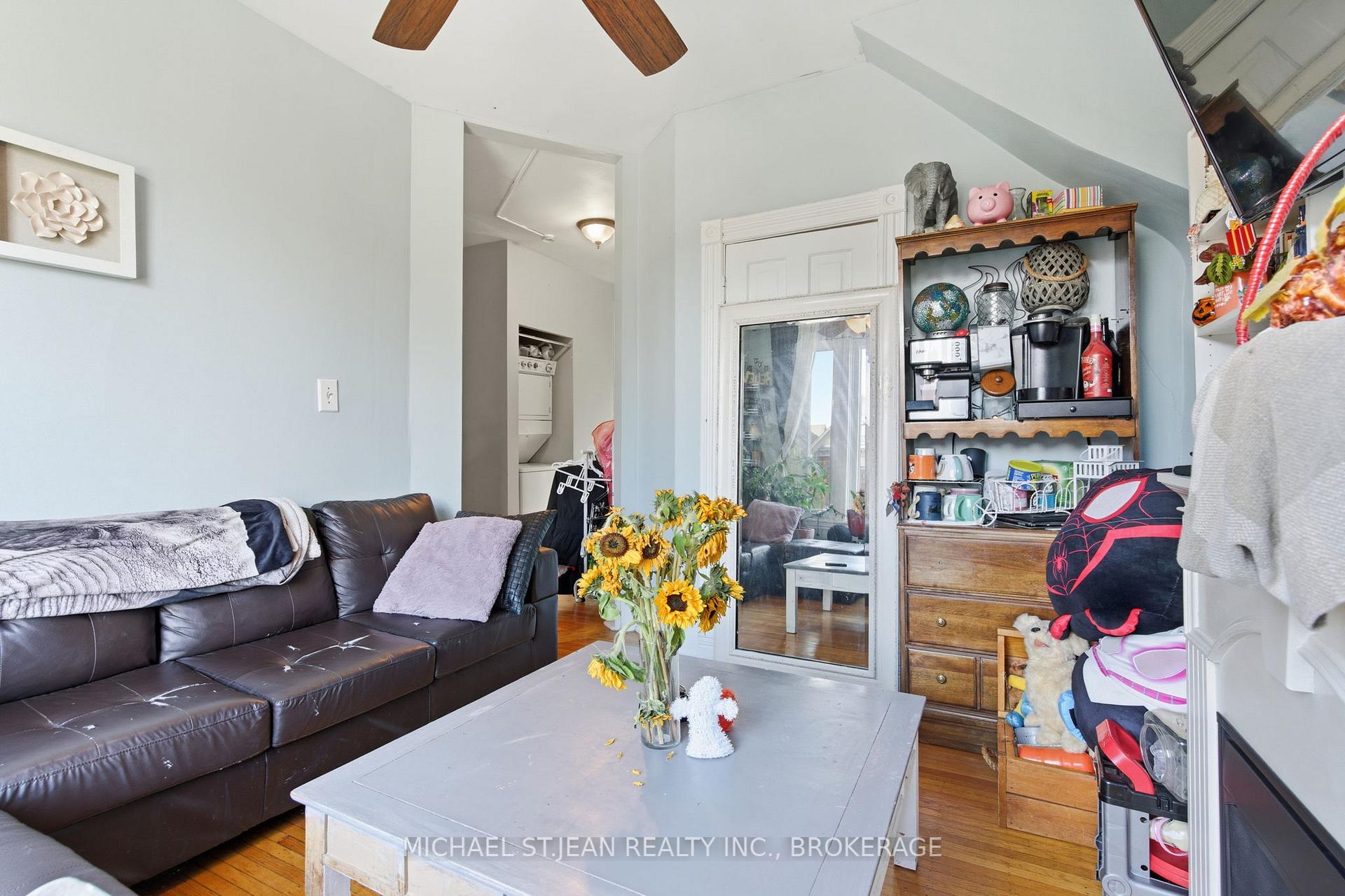 Photo 9 of 30 Ontario Avenue, Hamilton, Stinson — HOMEH