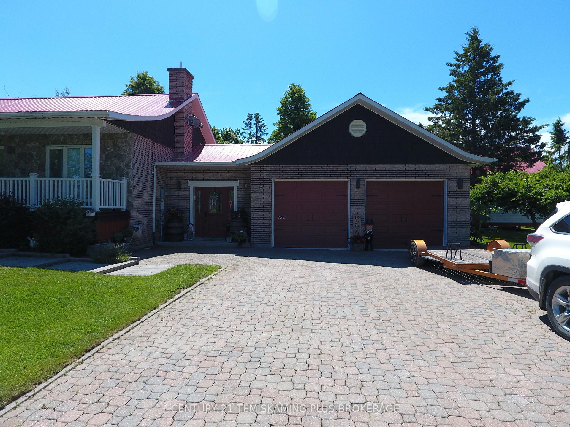Photo 3 of 23 Twelfth Street E, Armstrong, Earlton — HOMEH