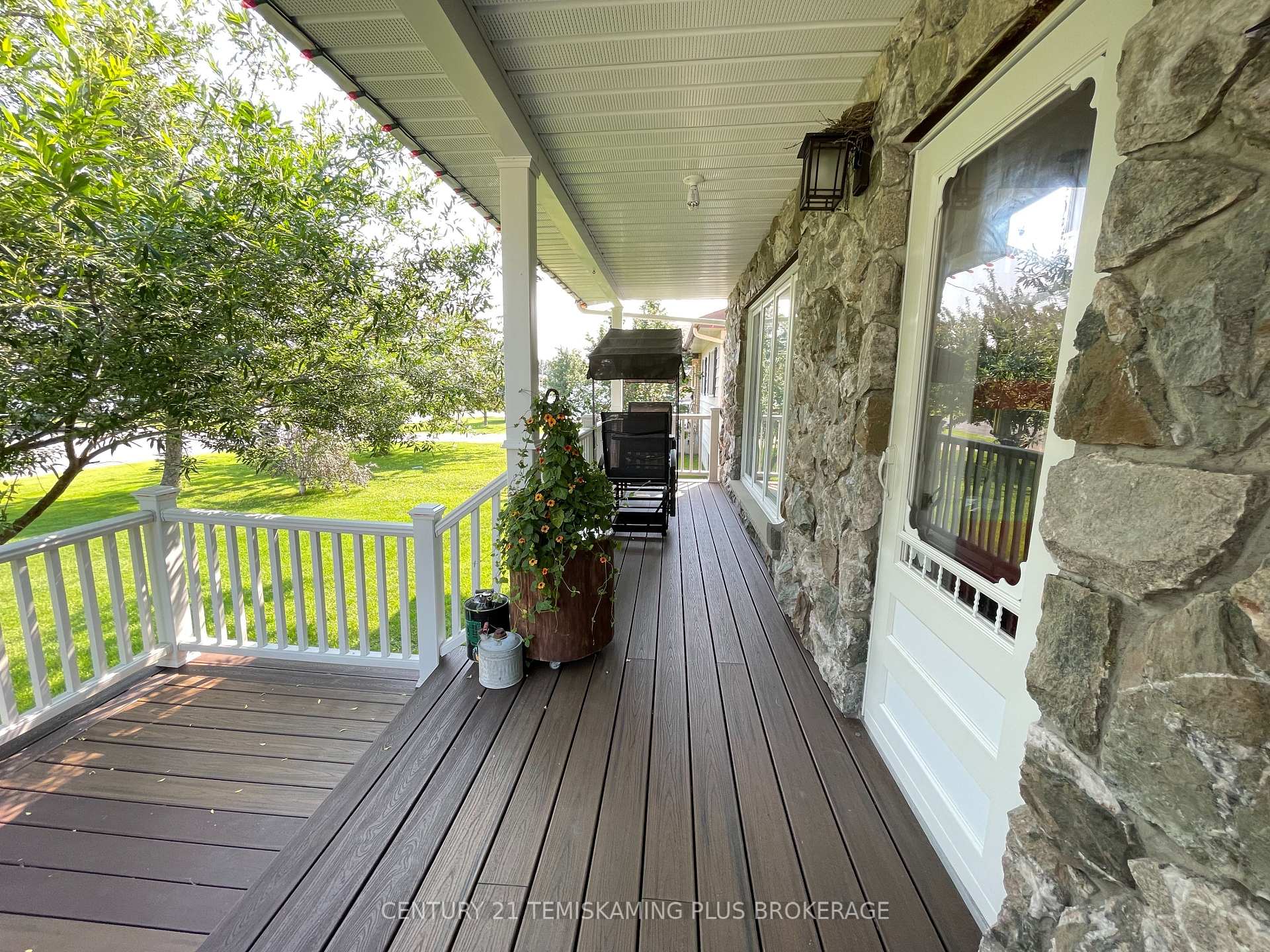 Photo 4 of 23 Twelfth Street E, Armstrong, Earlton — HOMEH