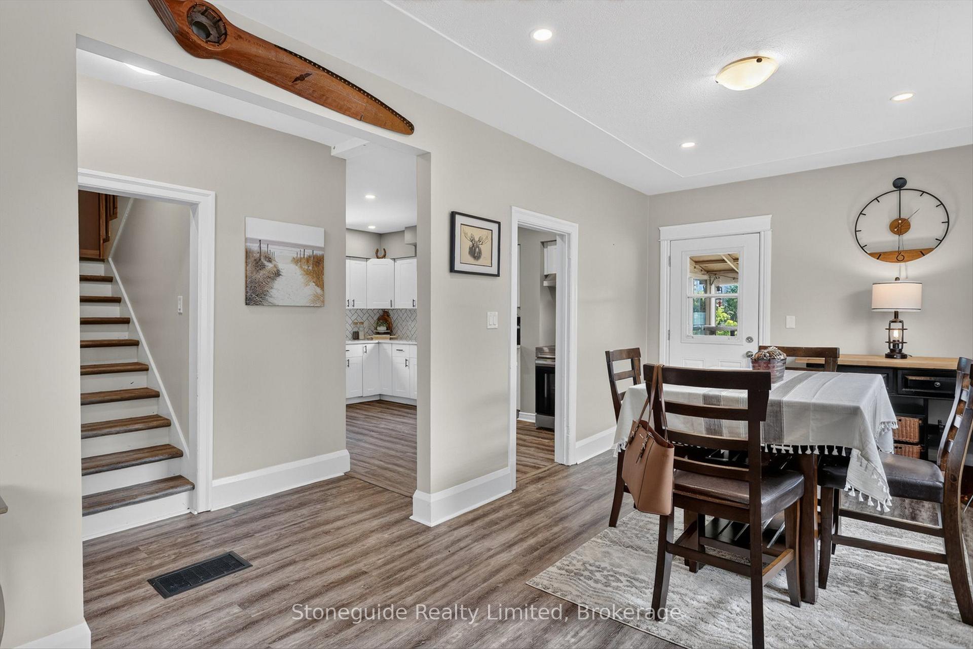 Photo 11 of 565 Riverside Drive, Peterborough, Otonabee Ward 1 — HOMEH