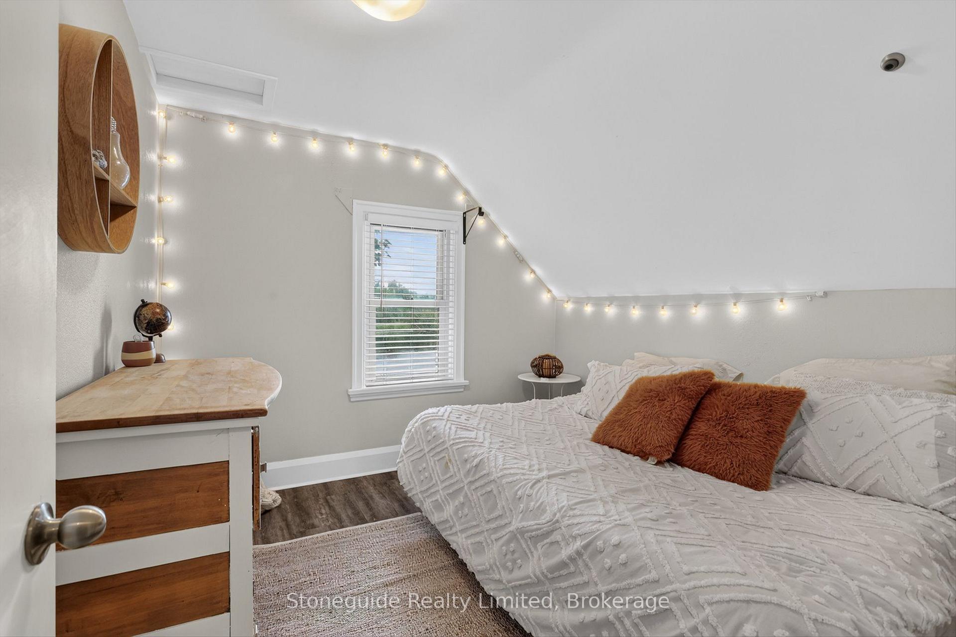 Photo 25 of 565 Riverside Drive, Peterborough, Otonabee Ward 1 — HOMEH