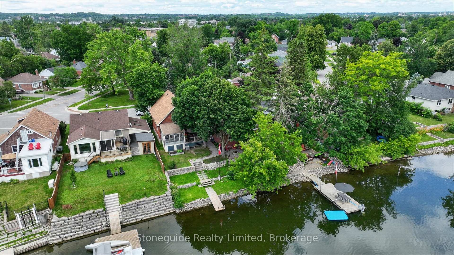 Photo 47 of 565 Riverside Drive, Peterborough, Otonabee Ward 1 — HOMEH