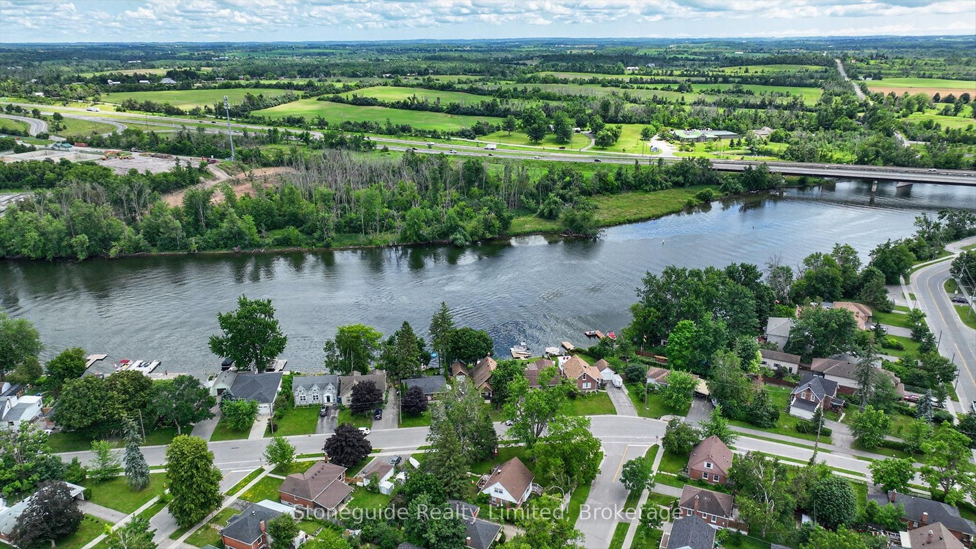 Photo 49 of 565 Riverside Drive, Peterborough, Otonabee Ward 1 — HOMEH