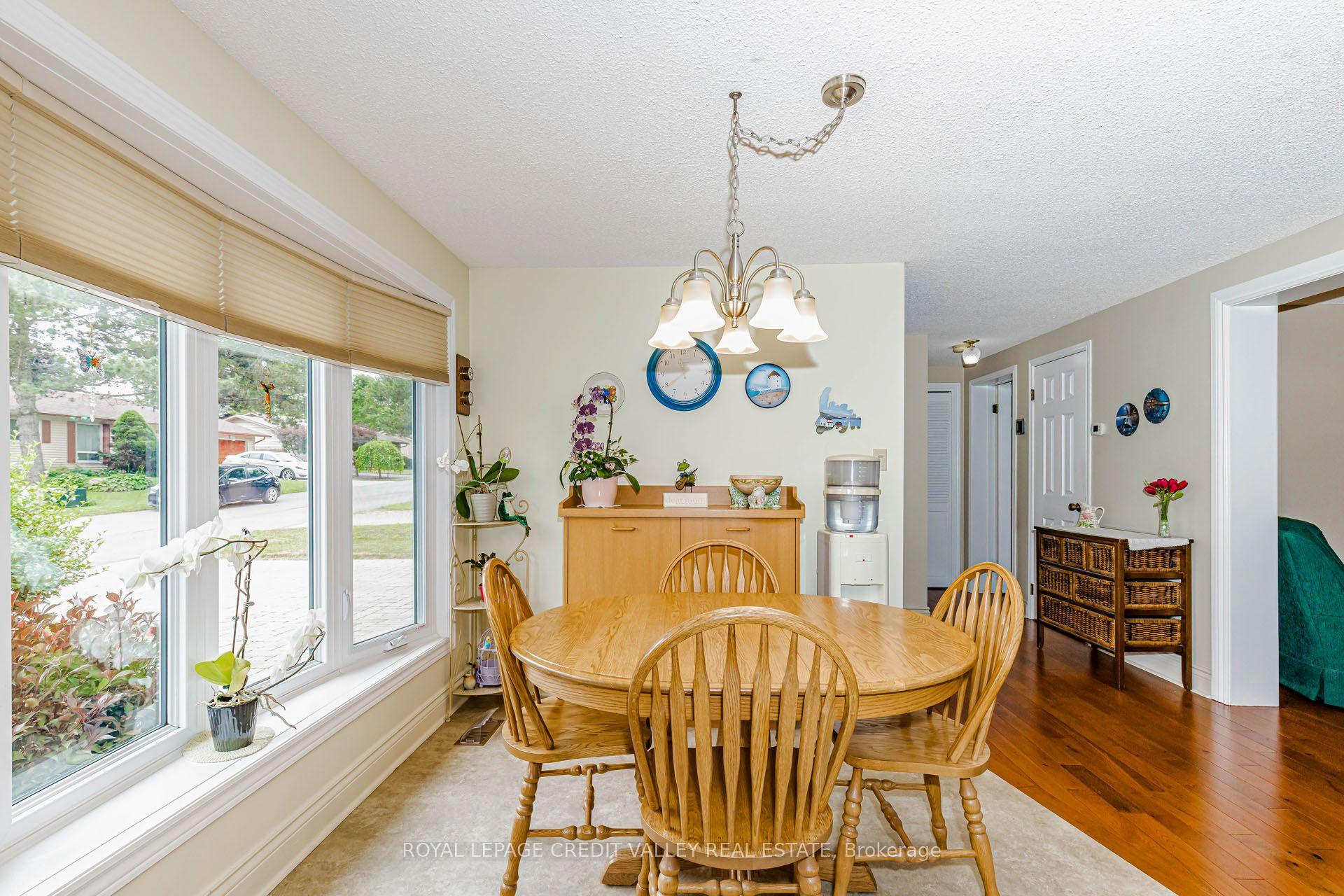 Photo 11 of 118 Tecumseth Pines Drive, New Tecumseth, Rural New Tecumseth — HOMEH