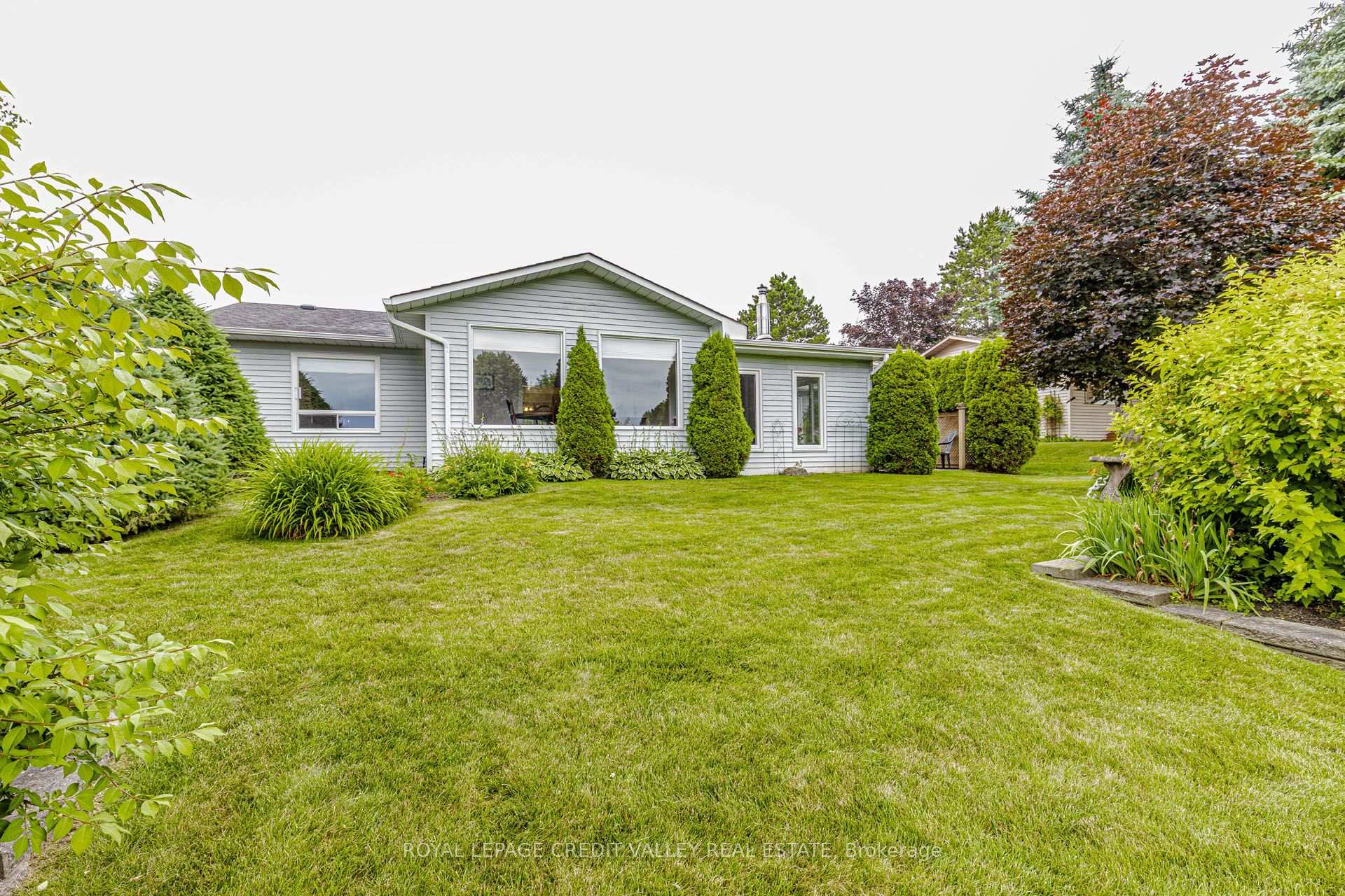 Photo 35 of 118 Tecumseth Pines Drive, New Tecumseth, Rural New Tecumseth — HOMEH
